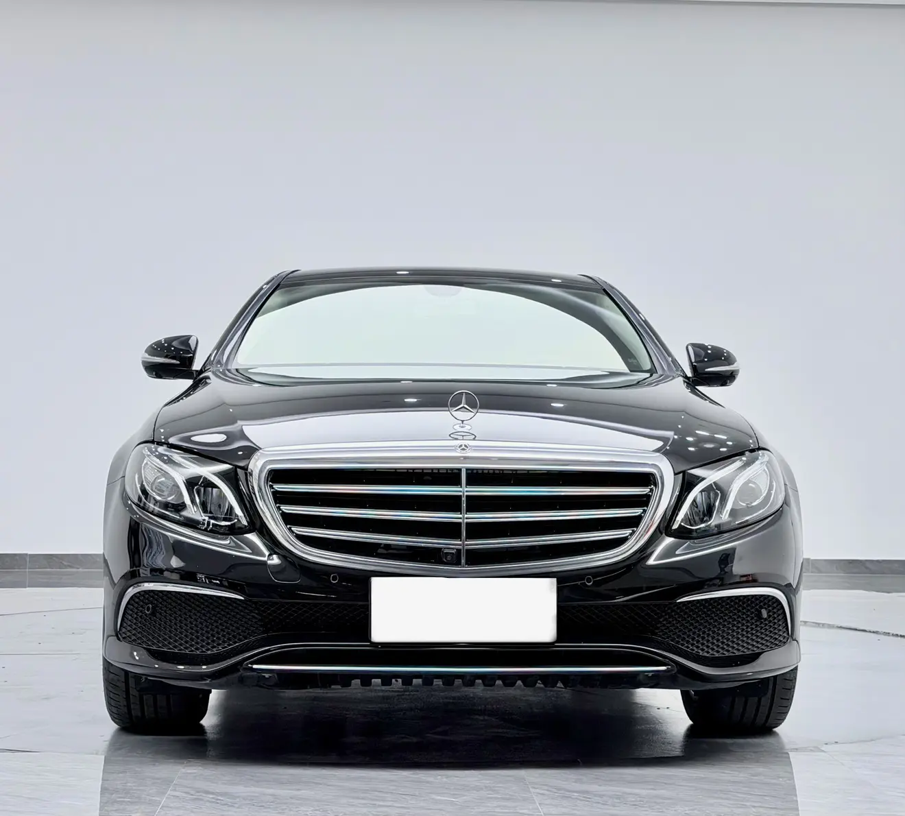 Mercedes-Benz E-Class  из Китая