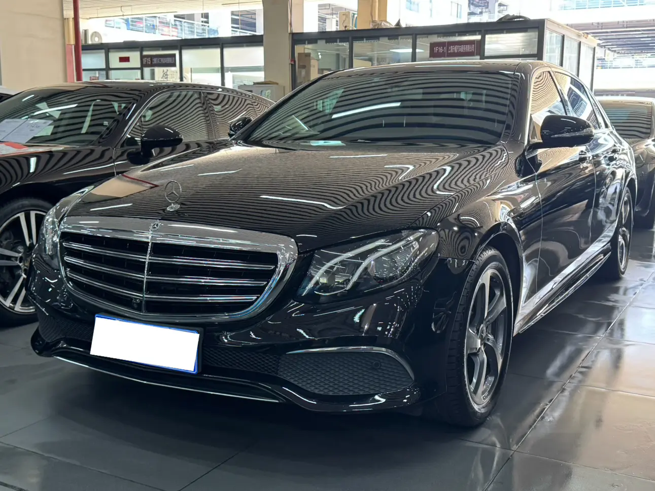 Mercedes-Benz E-Class  из Китая