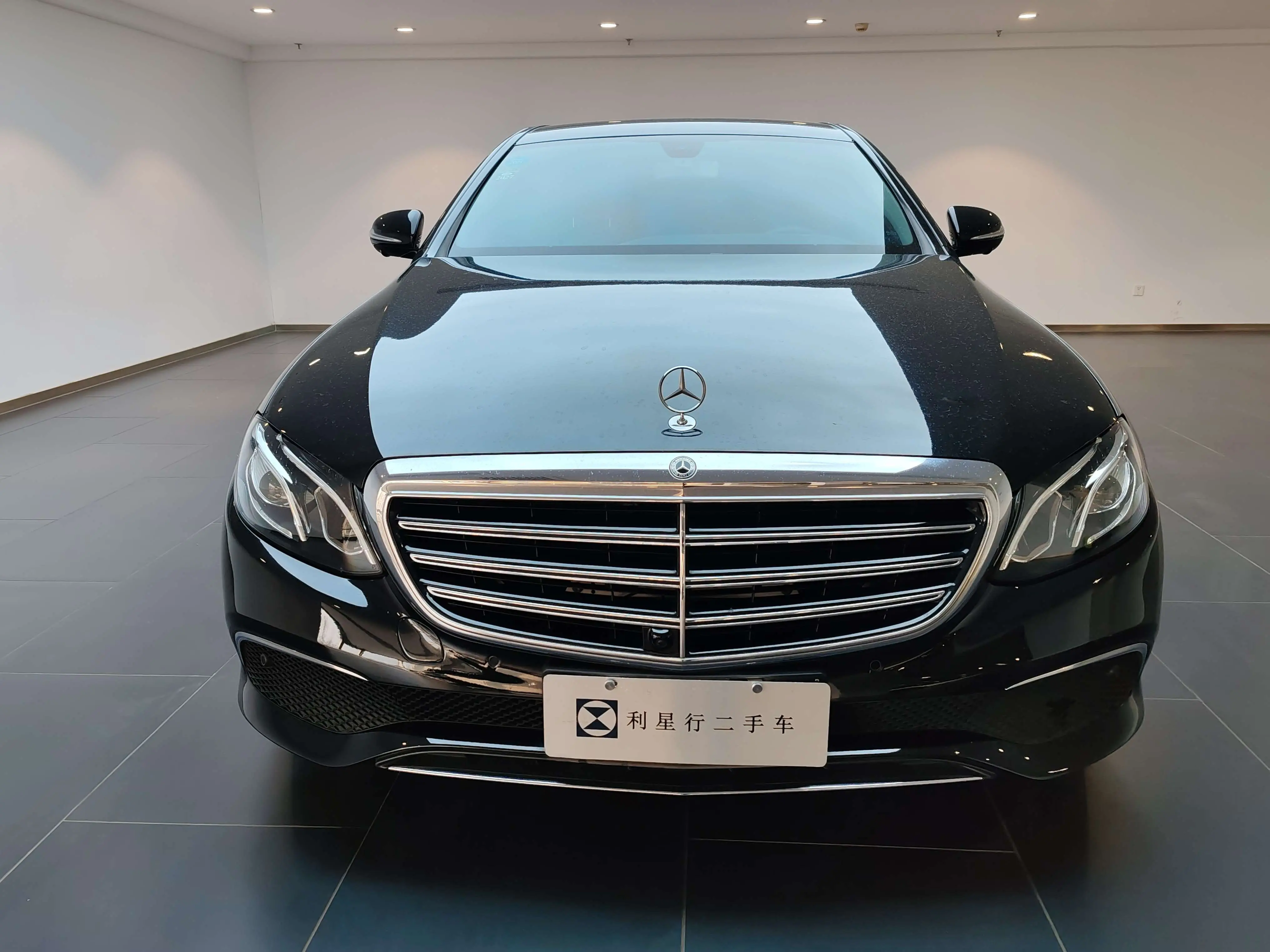 Mercedes-Benz E-Class  из Китая