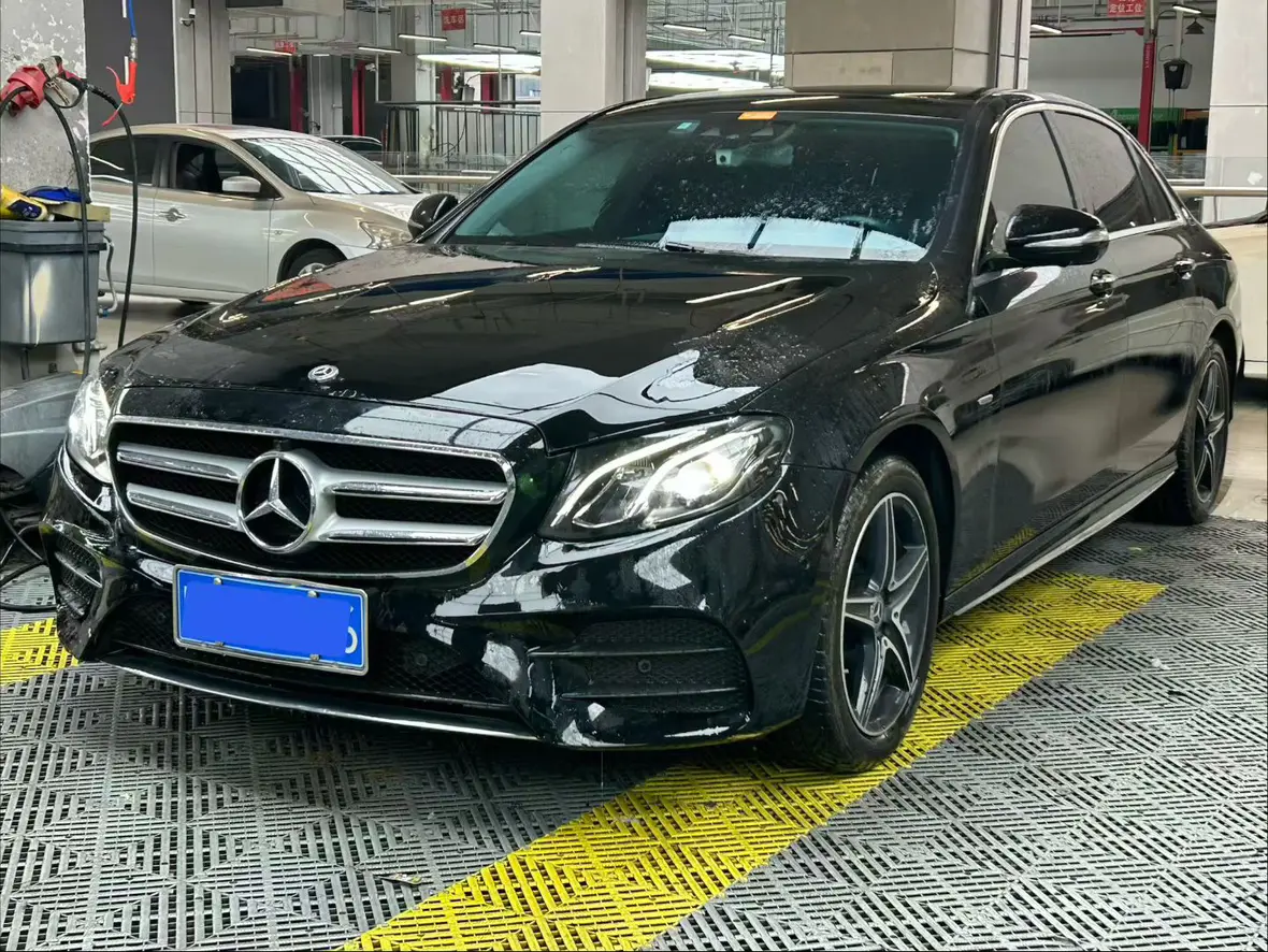 Mercedes-Benz E-Class  из Китая