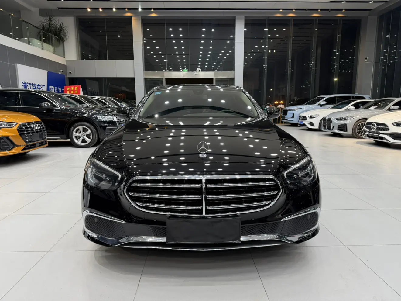 Mercedes-Benz E-Class  из Китая