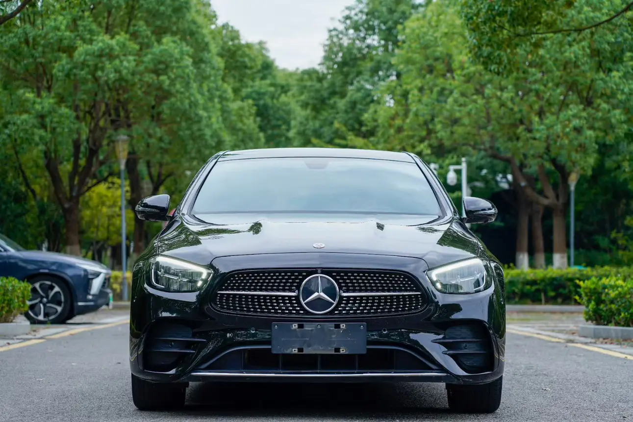 Mercedes-Benz E-Class  из Китая