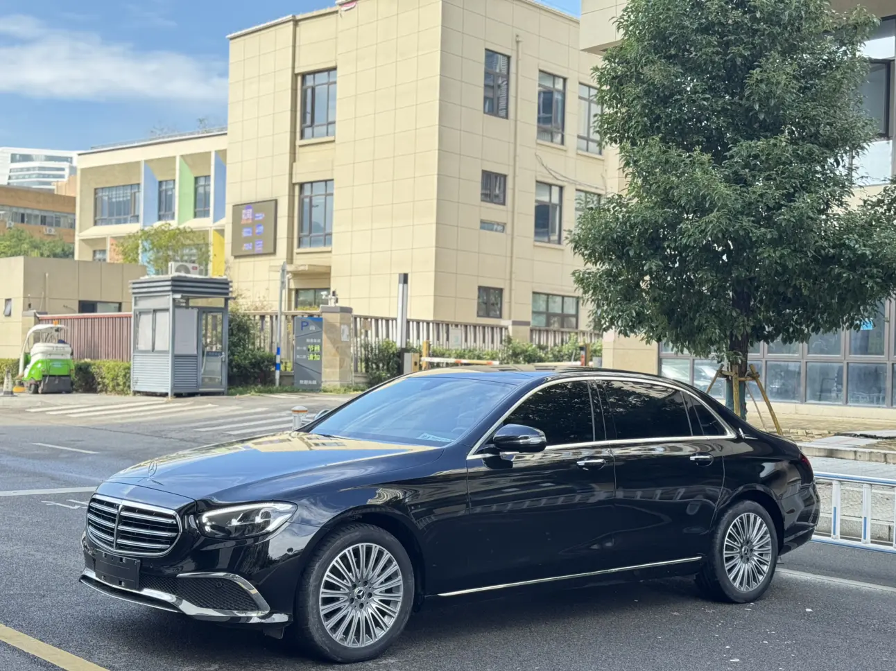 Mercedes-Benz E-Class  из Китая