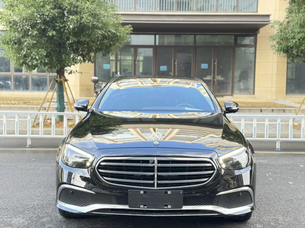 Mercedes-Benz E-Class  из Китая