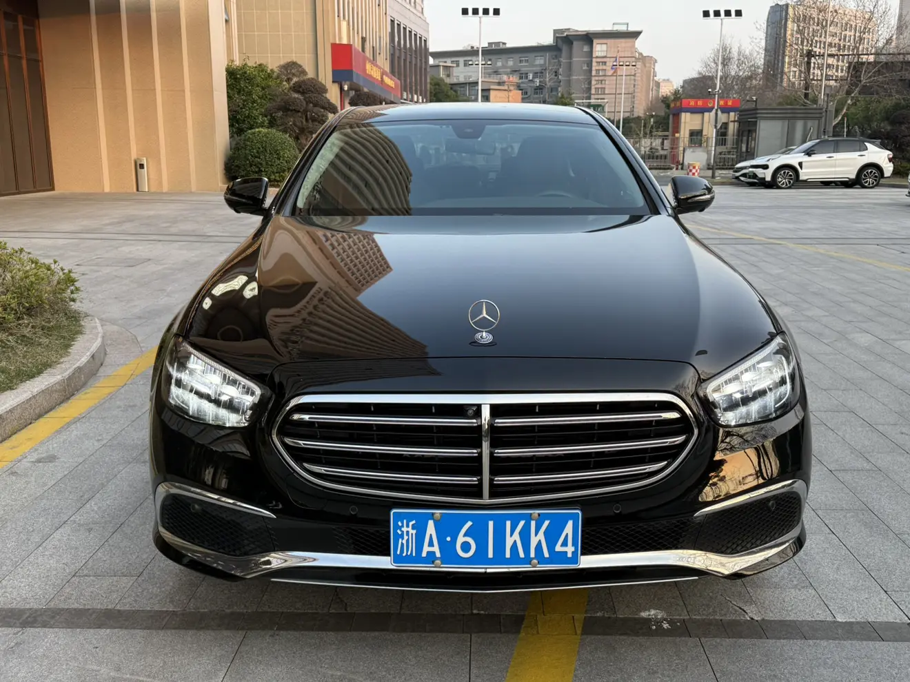 Mercedes-Benz E-Class  из Китая