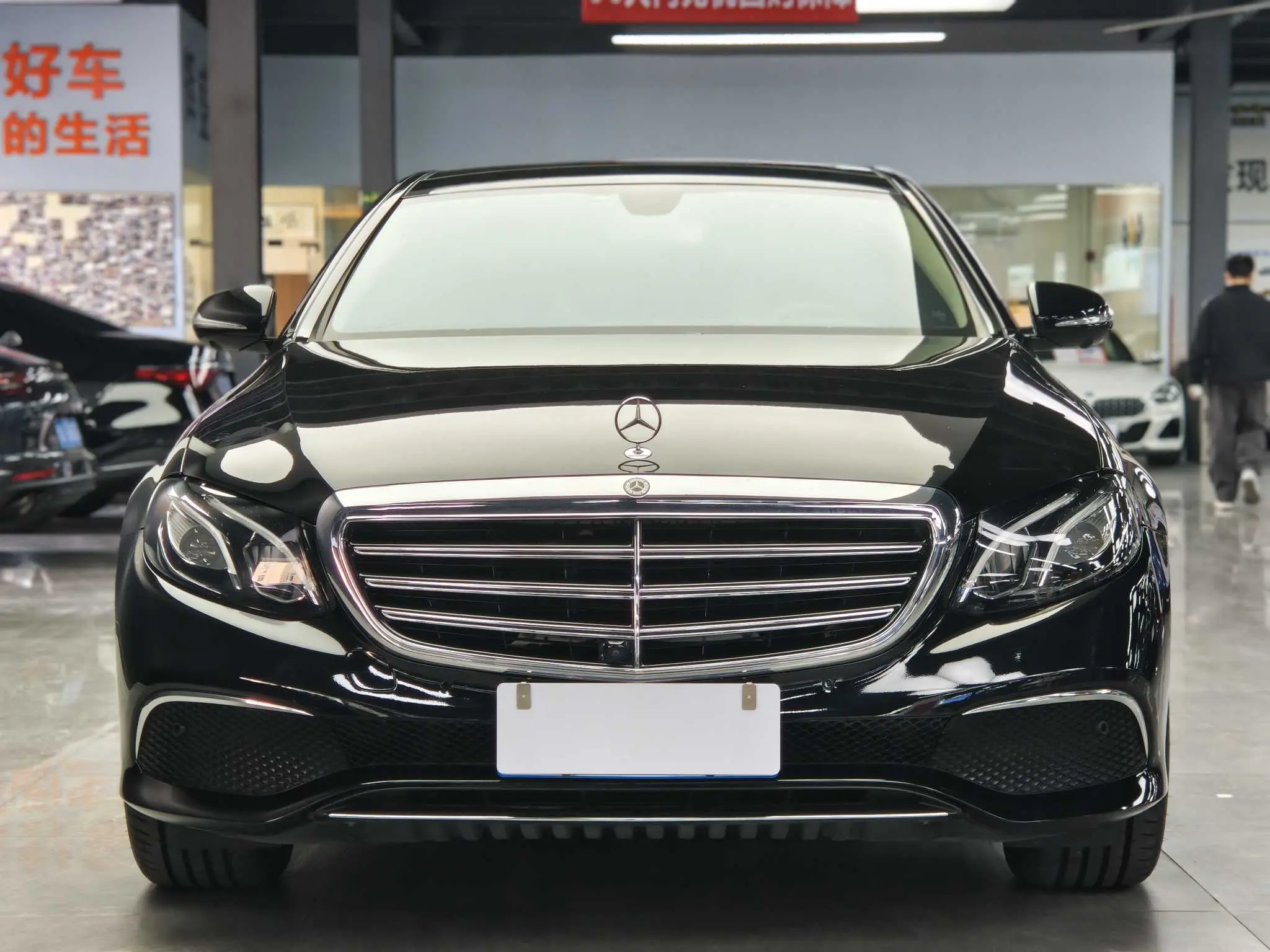 Mercedes-Benz E-Class  из Китая