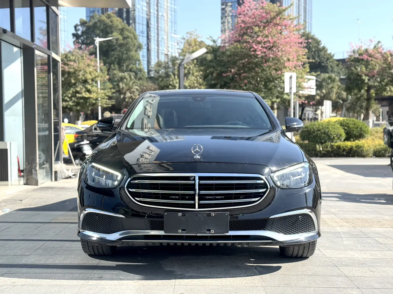 Mercedes-Benz E-Class  из Китая