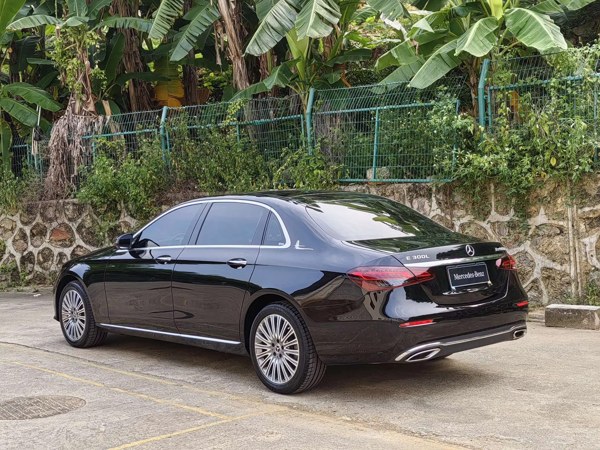 Mercedes-Benz E-Class  из Китая