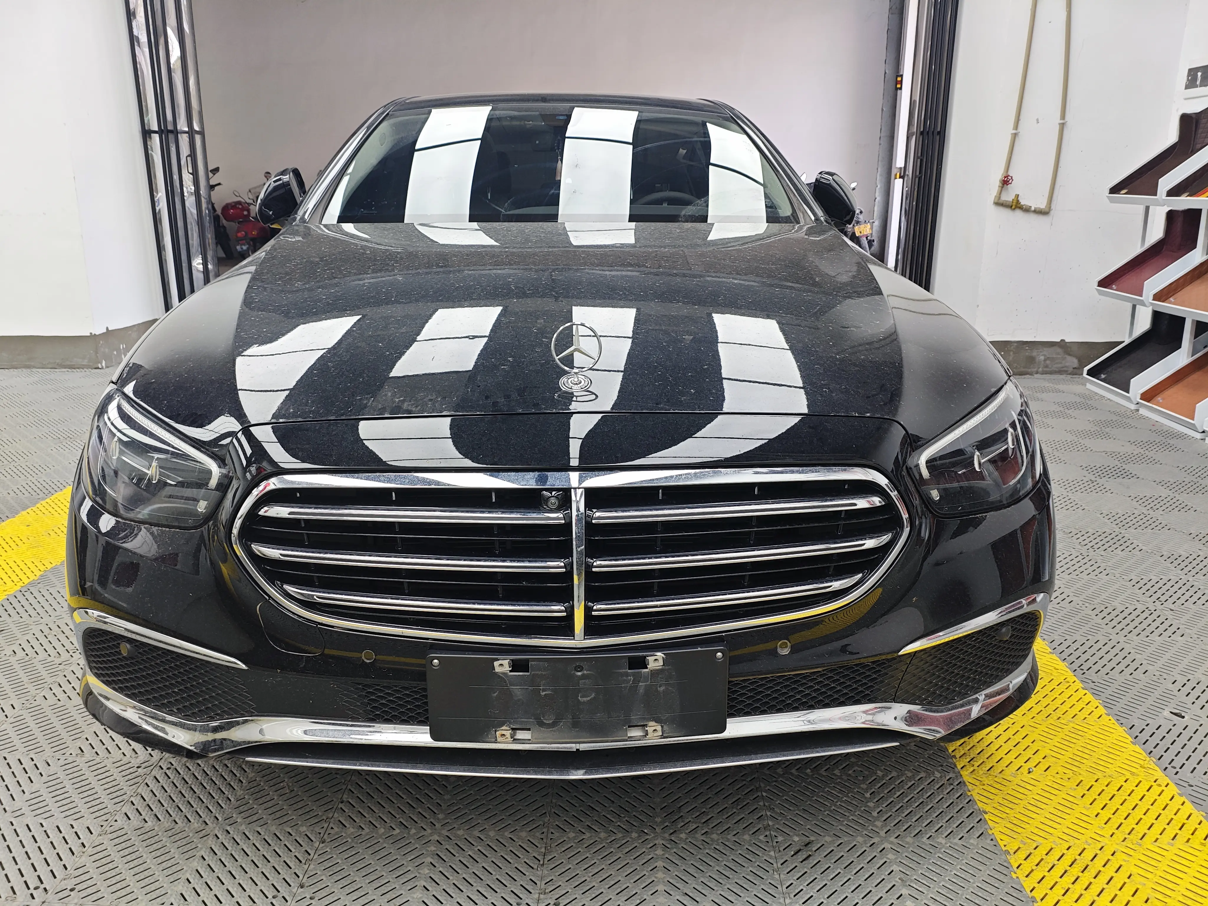 Mercedes-Benz E-Class  из Китая