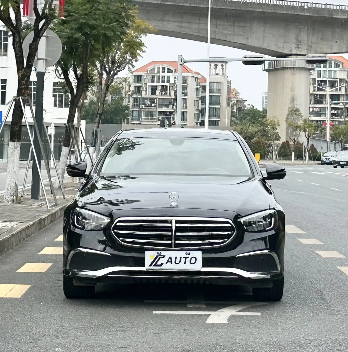 Mercedes-Benz E-Class  из Китая