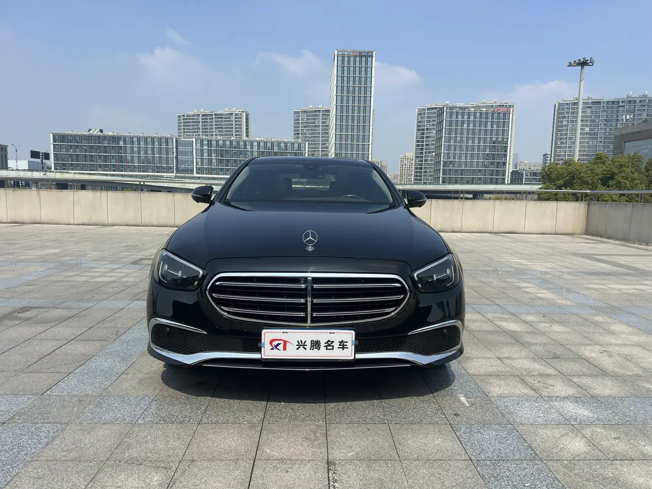 Mercedes-Benz E-Class  из Китая