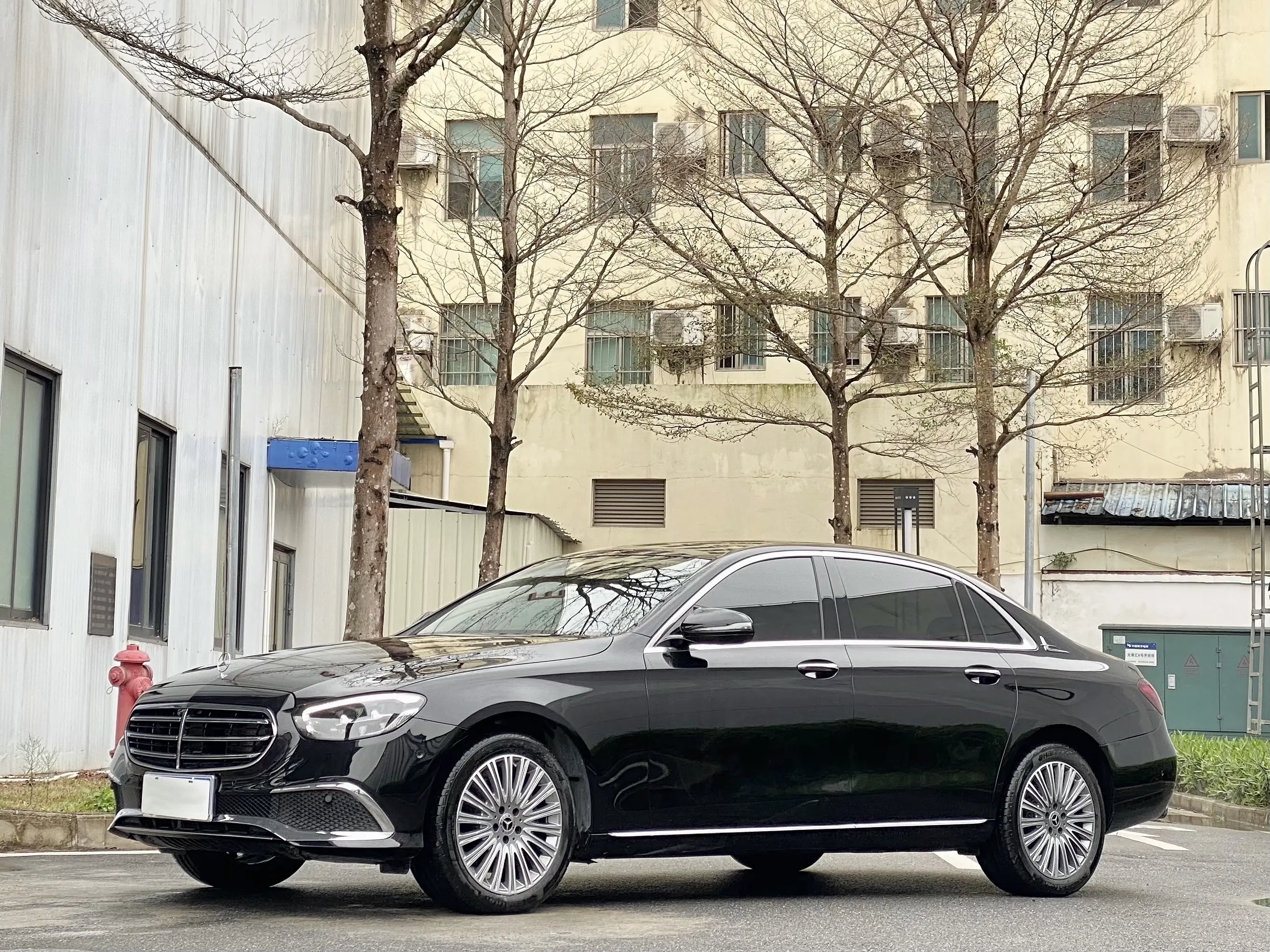 Mercedes-Benz E-Class  из Китая