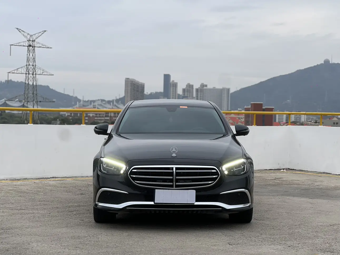 Mercedes-Benz E-Class  из Китая
