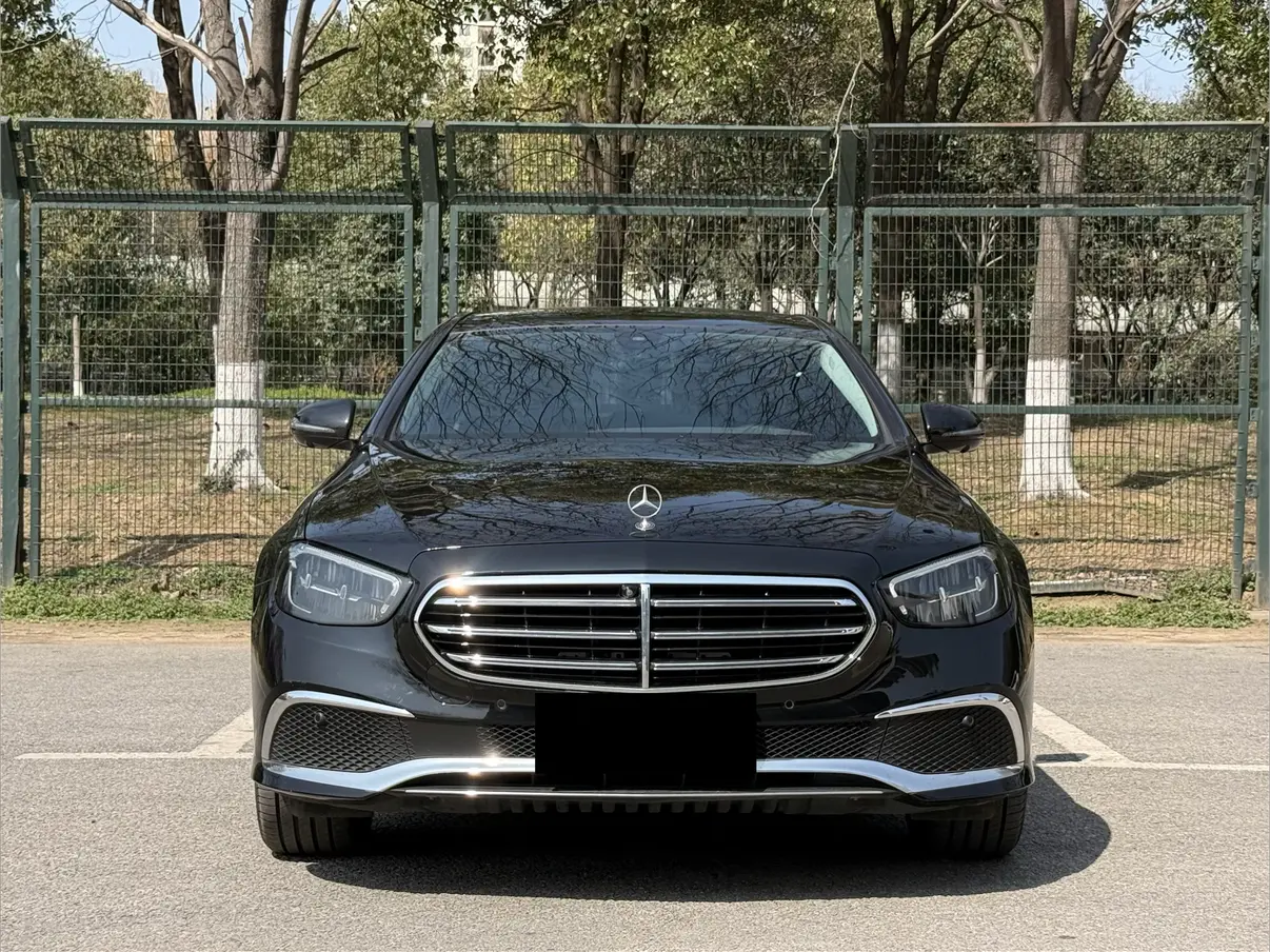 Mercedes-Benz E-Class  из Китая