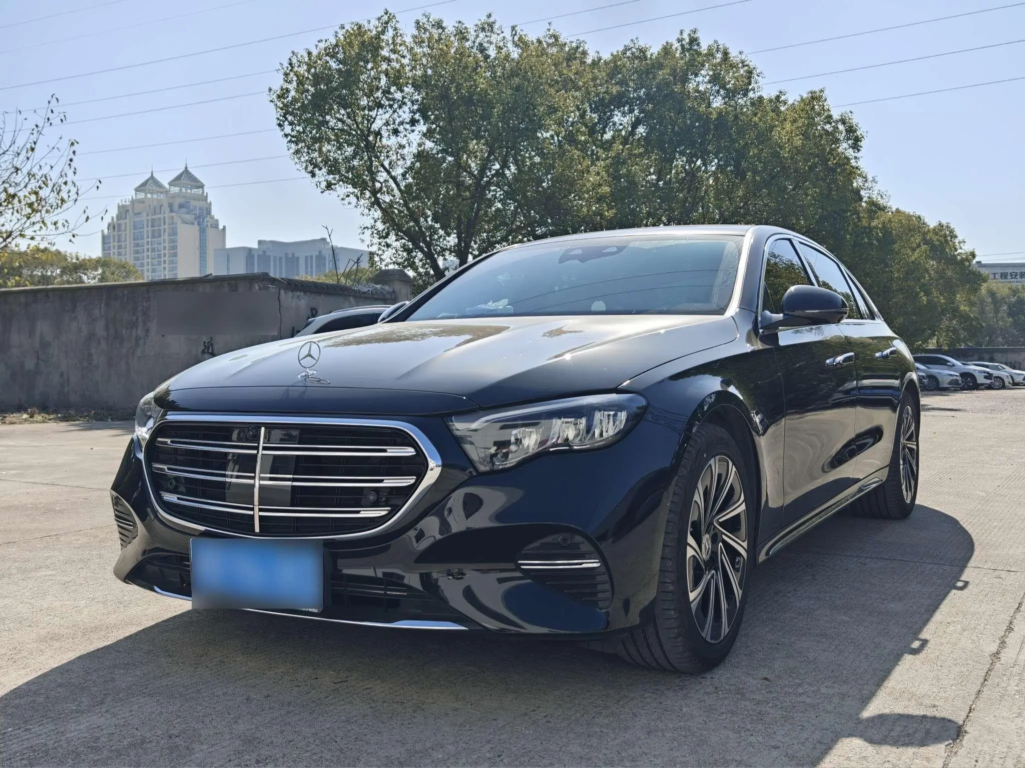 Mercedes-Benz E-Class  из Китая
