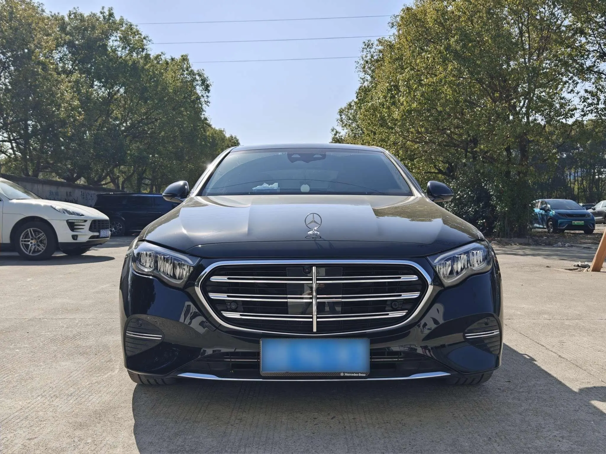 Mercedes-Benz E-Class  из Китая