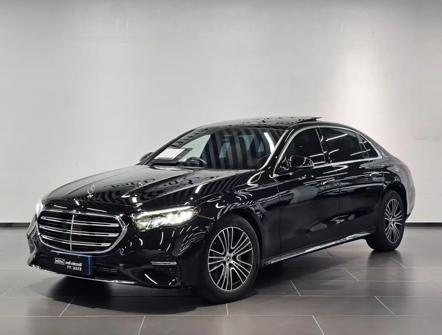 Mercedes-Benz E-Class  из Китая