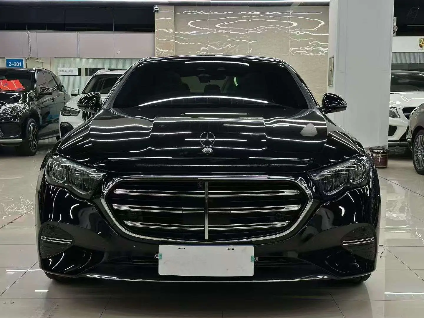 Mercedes-Benz E-Class  из Китая