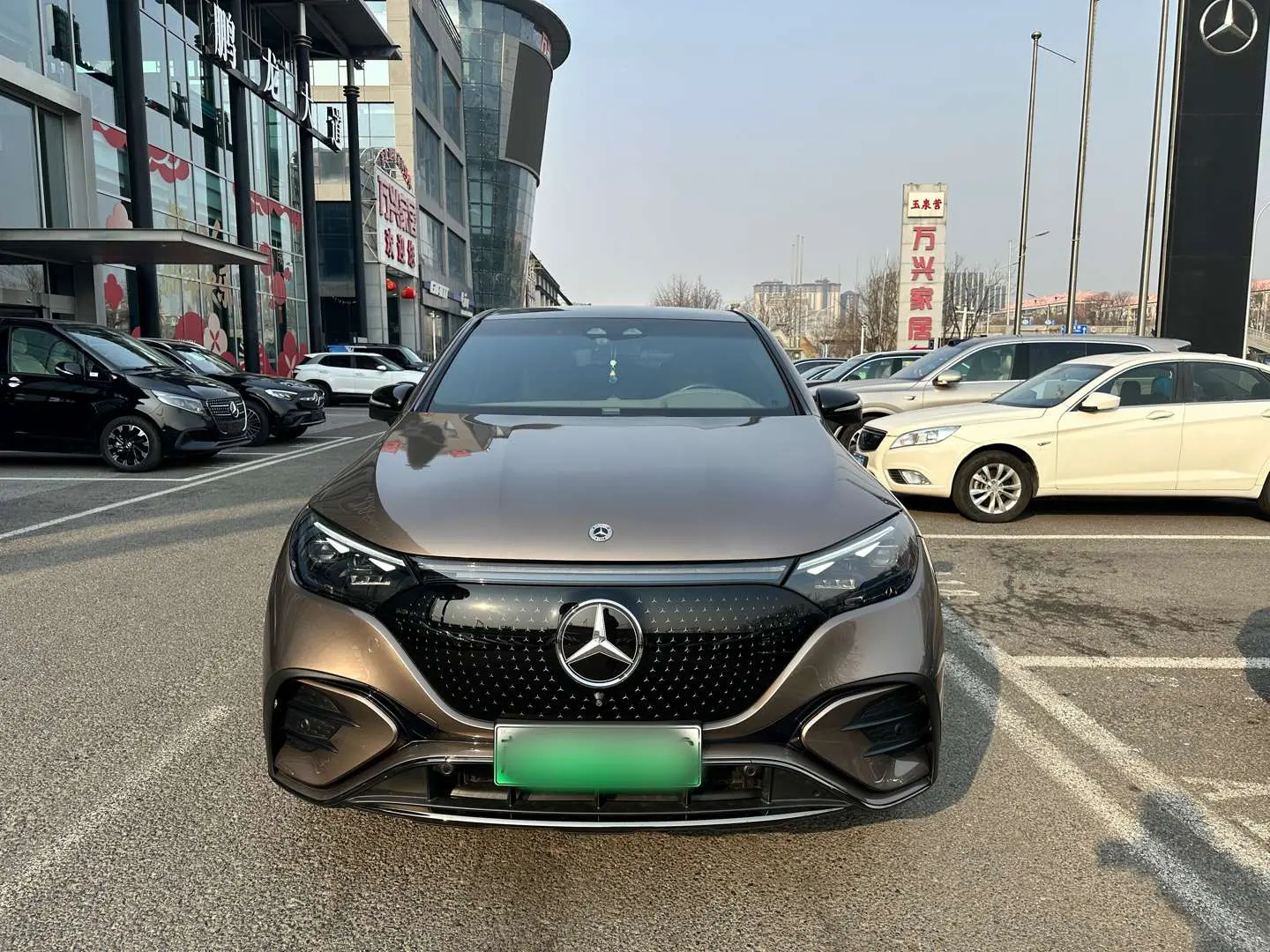 Mercedes-Benz EQE SUV  из Китая