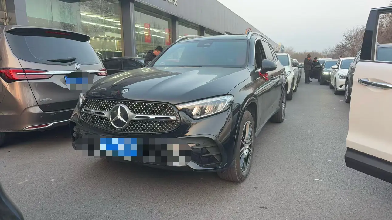 Mercedes-Benz GLC  из Китая