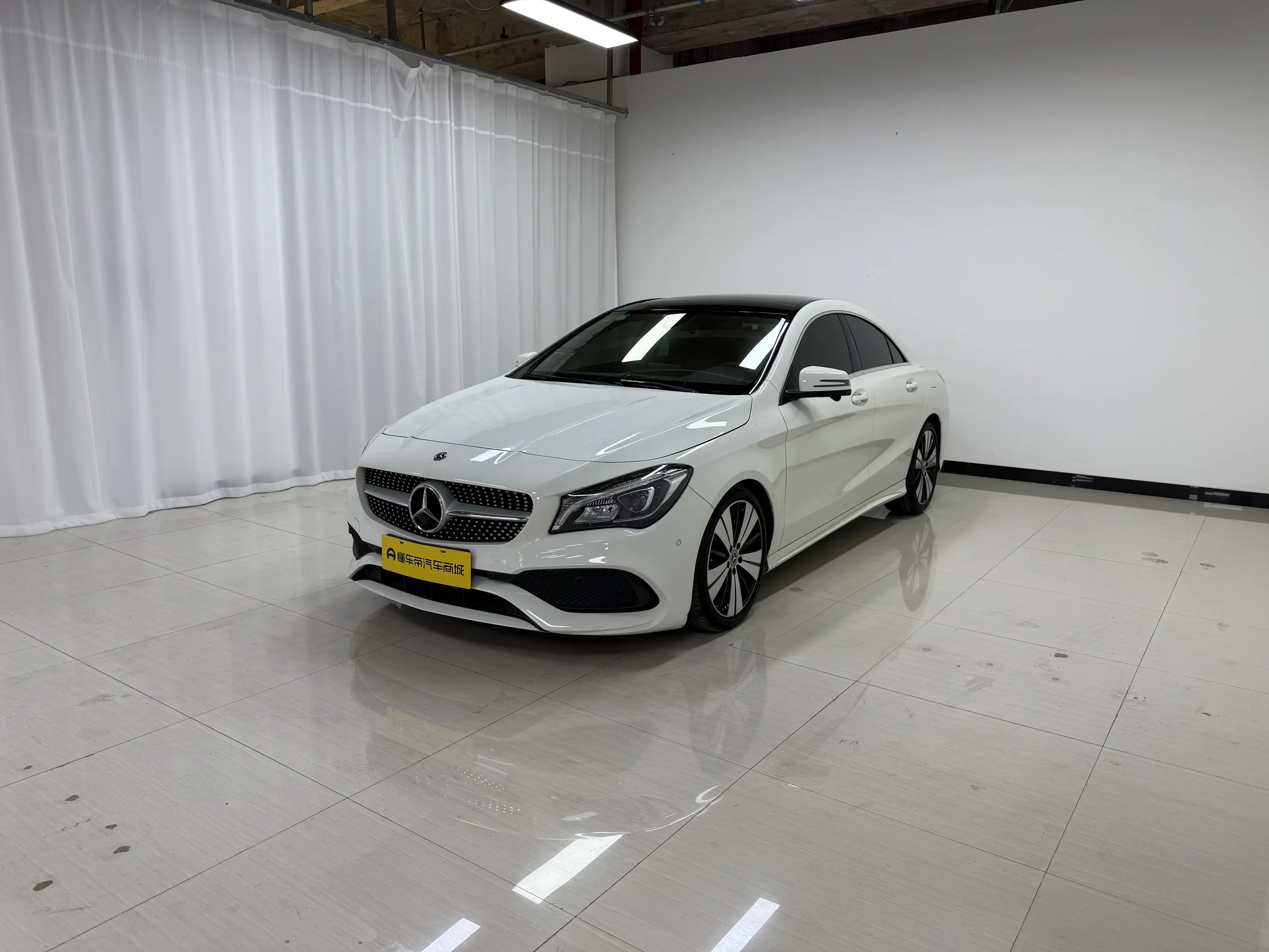 Mercedes-Benz CLA (Imported)  из Китая