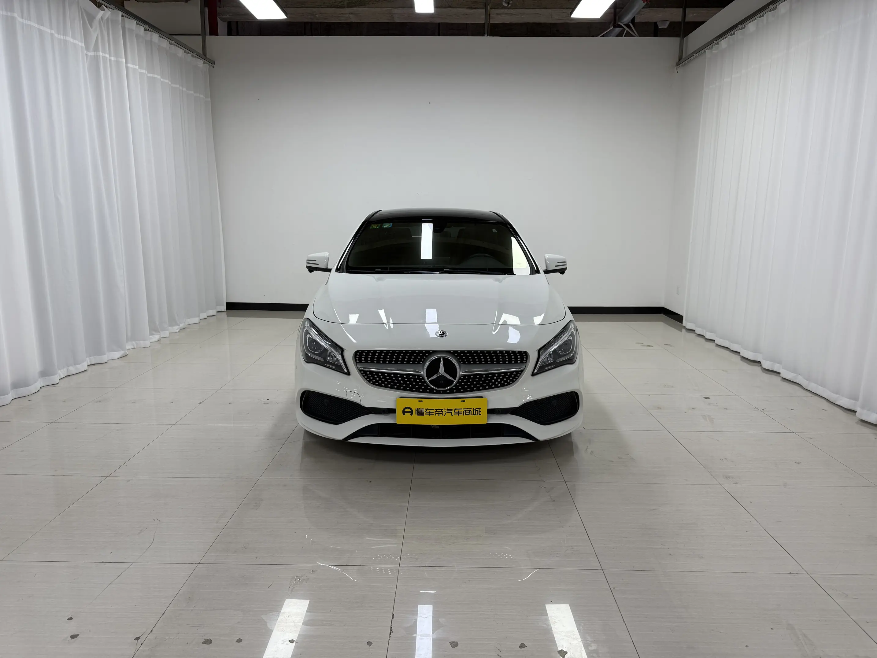 Mercedes-Benz CLA (Imported)  из Китая