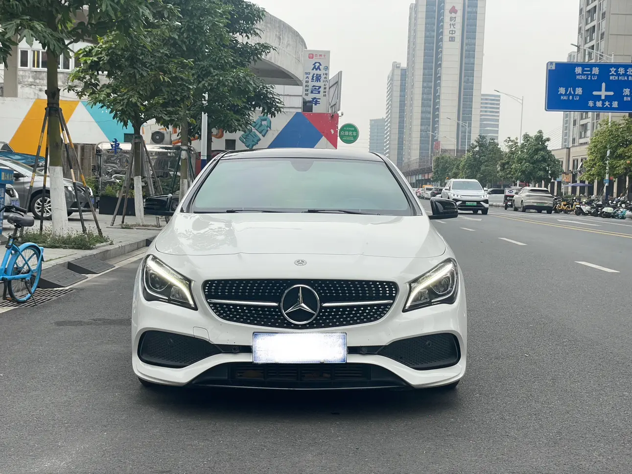 Mercedes-Benz CLA (Imported)  из Китая
