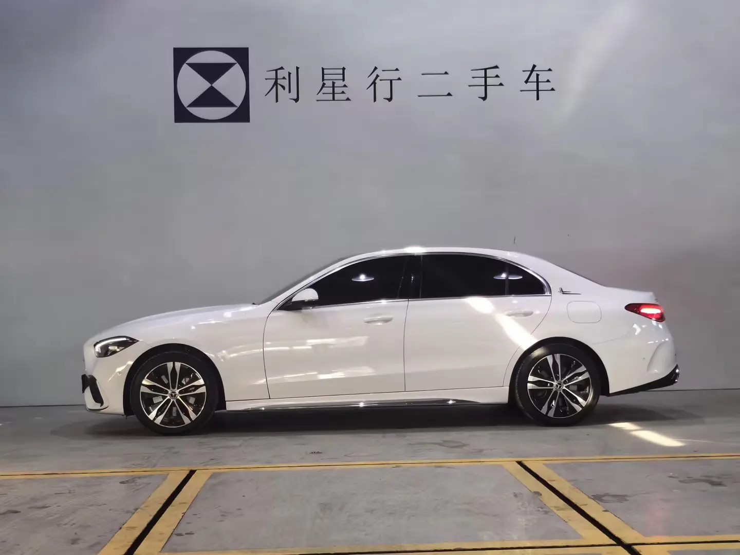 Mercedes-Benz C-Class PHEV  из Китая