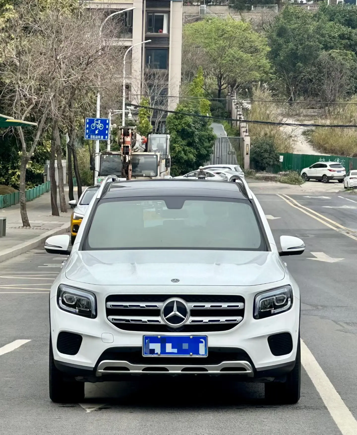 Mercedes-Benz GLB  из Китая