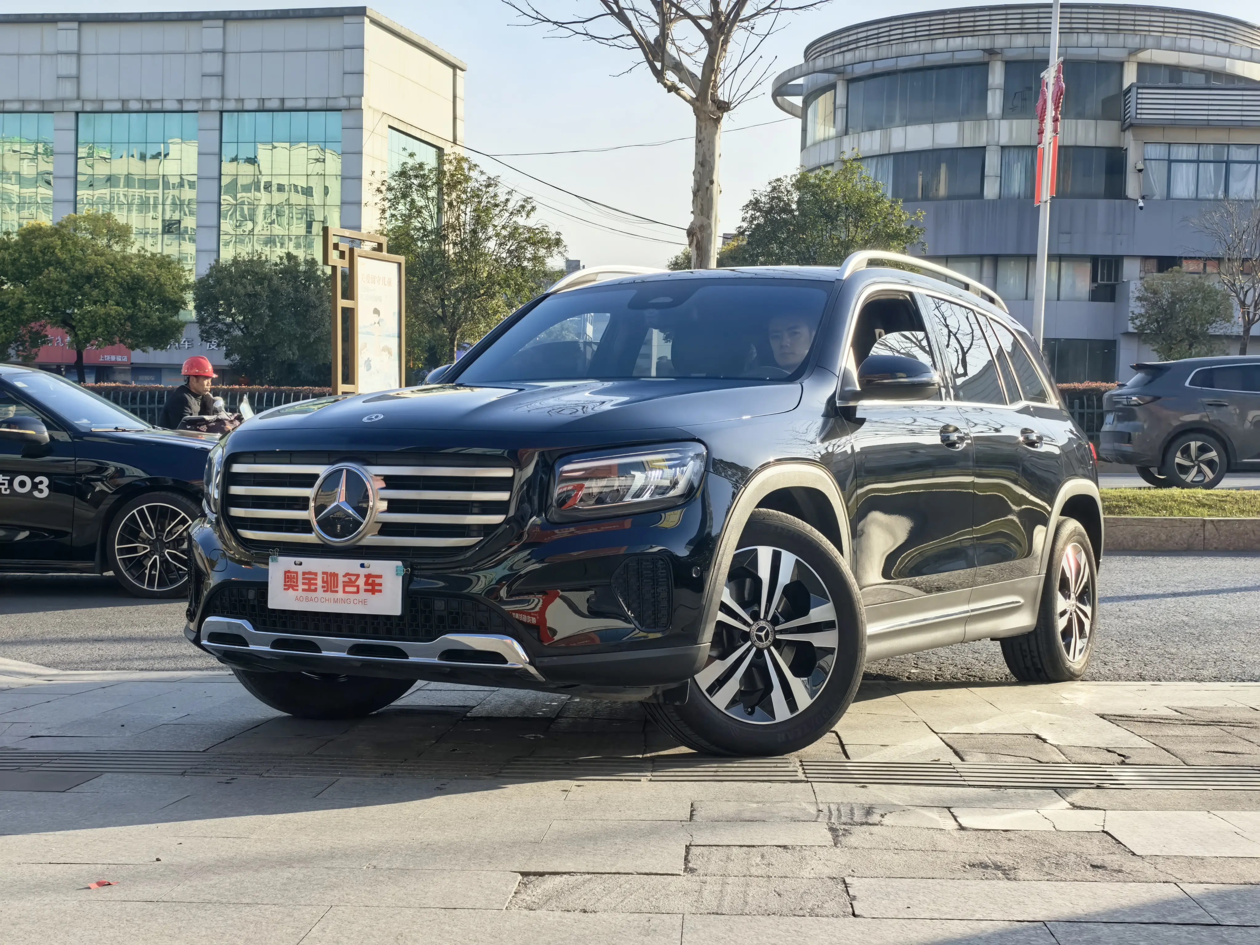 Mercedes-Benz GLB  из Китая