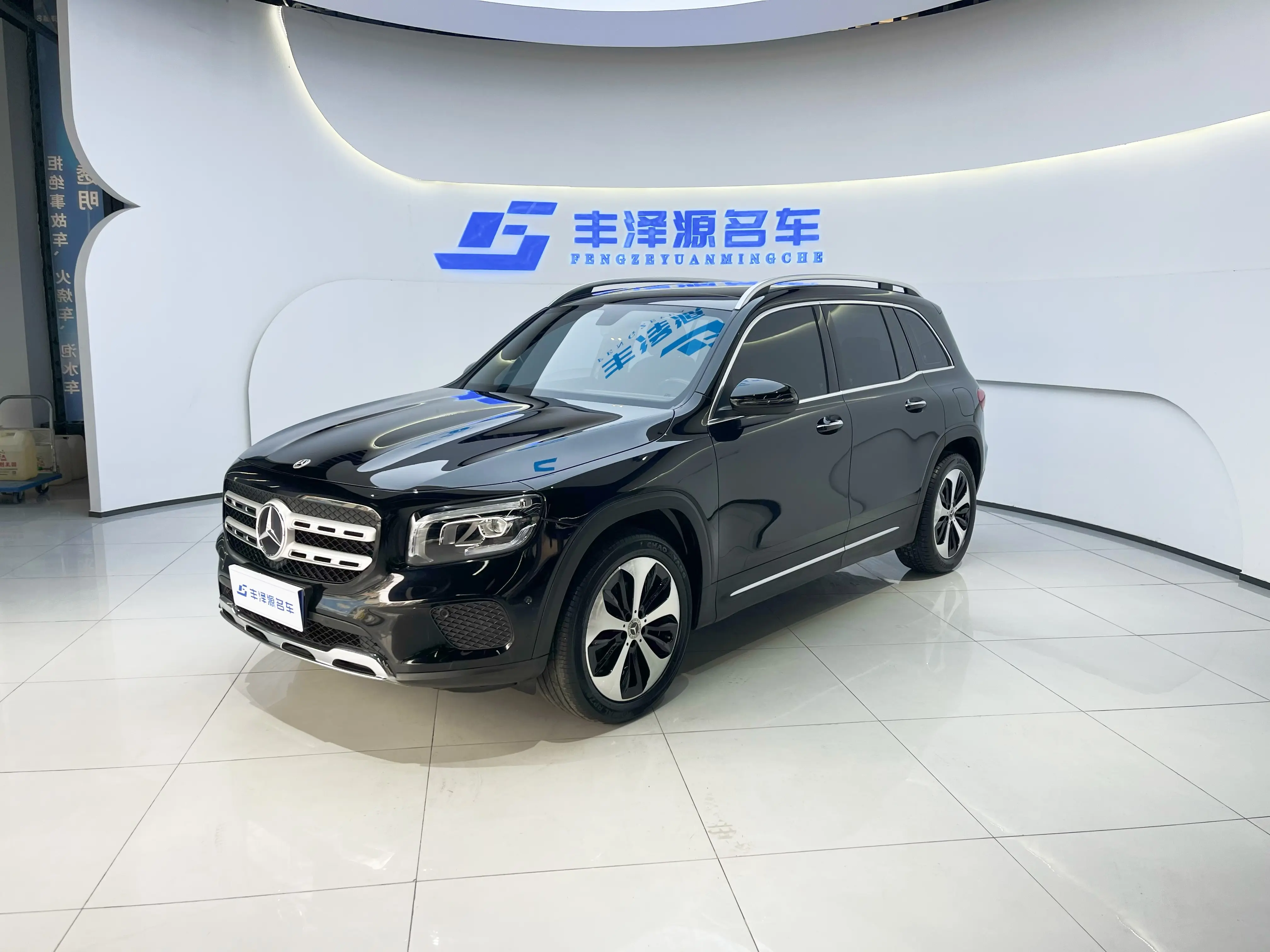 Mercedes-Benz GLB  из Китая