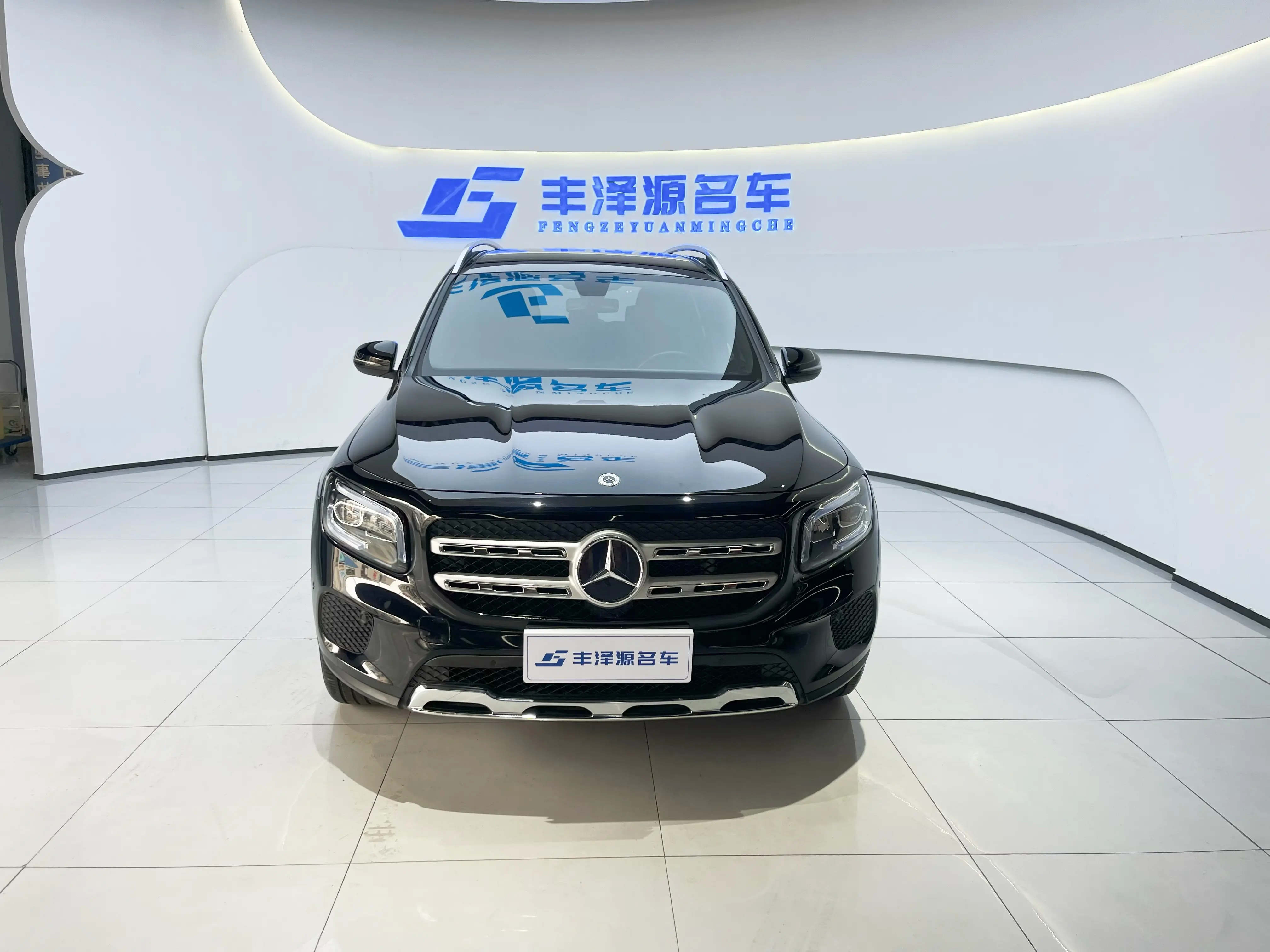 Mercedes-Benz GLB  из Китая