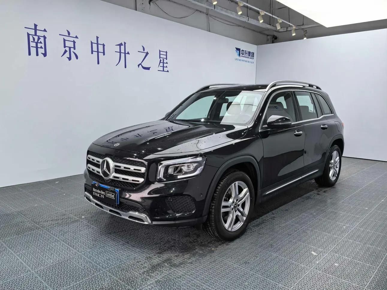 Mercedes-Benz GLB  из Китая