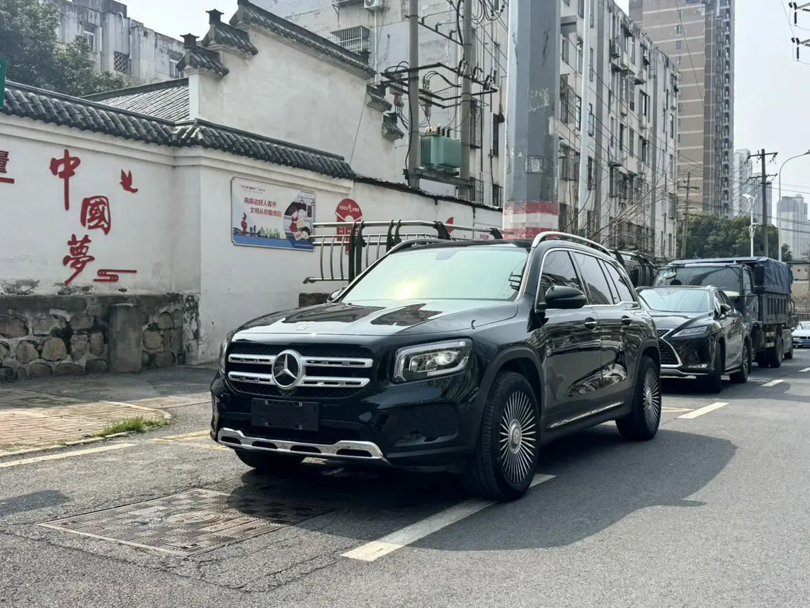 Mercedes-Benz GLB  из Китая