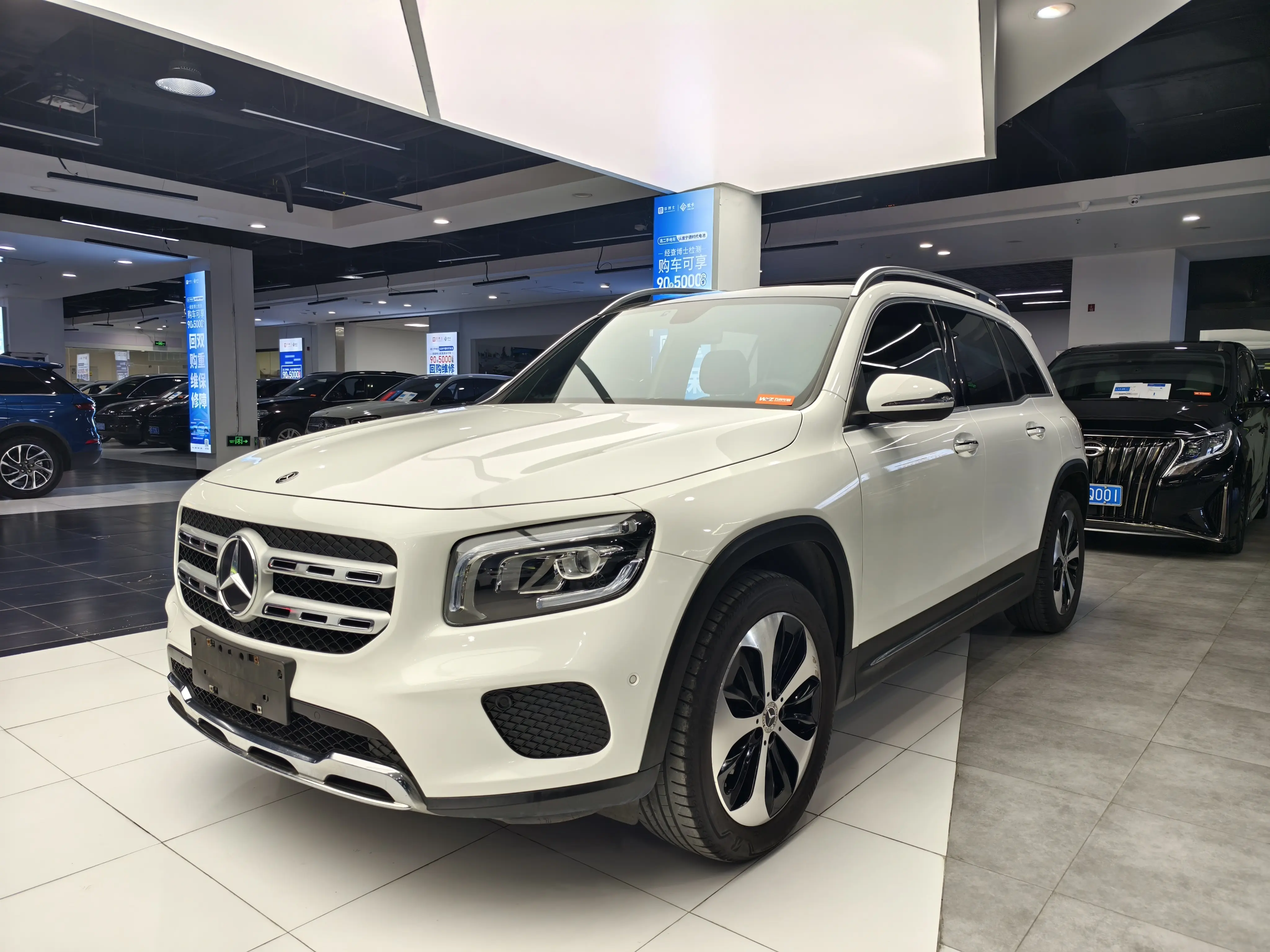 Mercedes-Benz GLB  из Китая