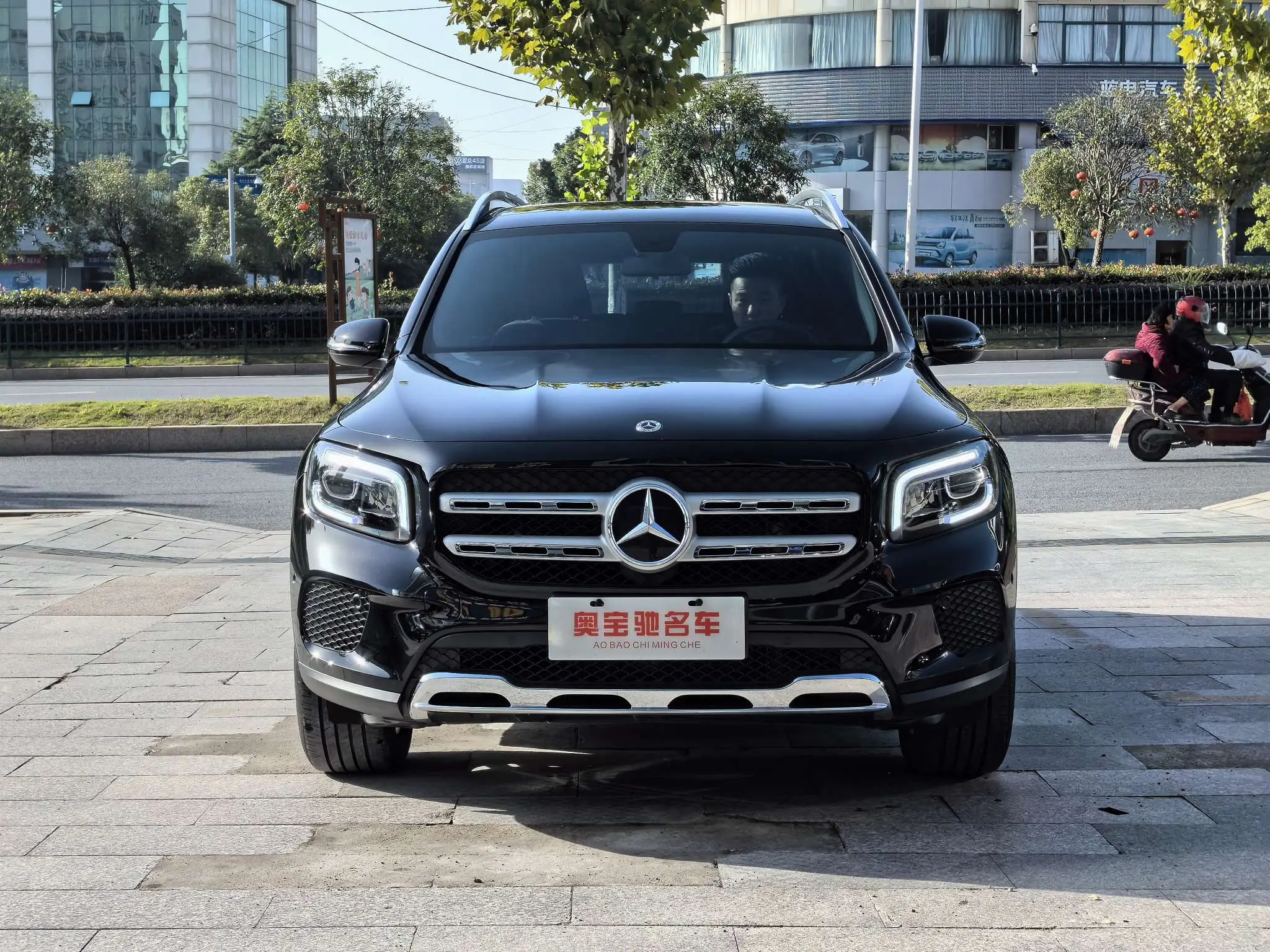 Mercedes-Benz GLB  из Китая