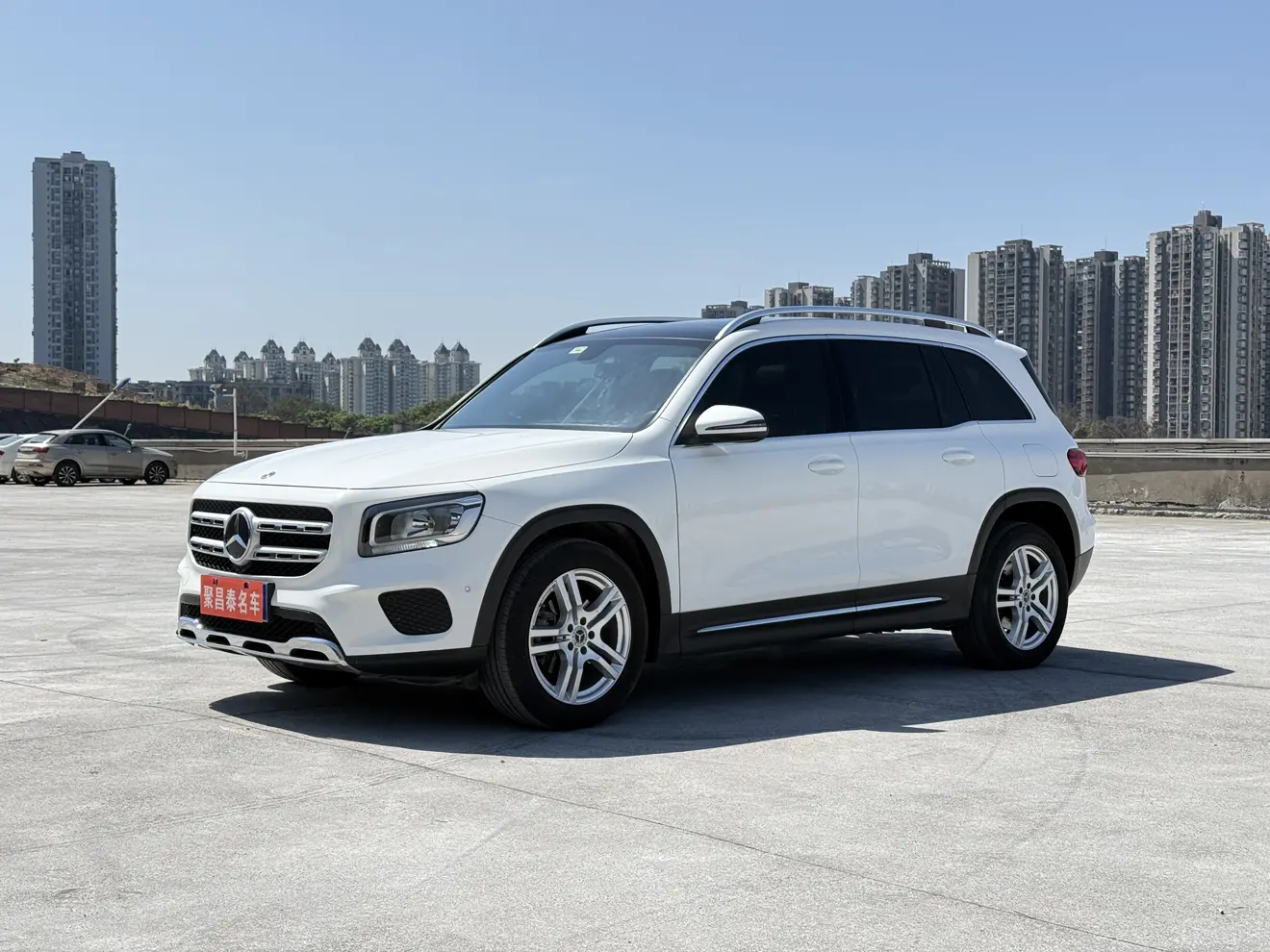Mercedes-Benz GLB  из Китая