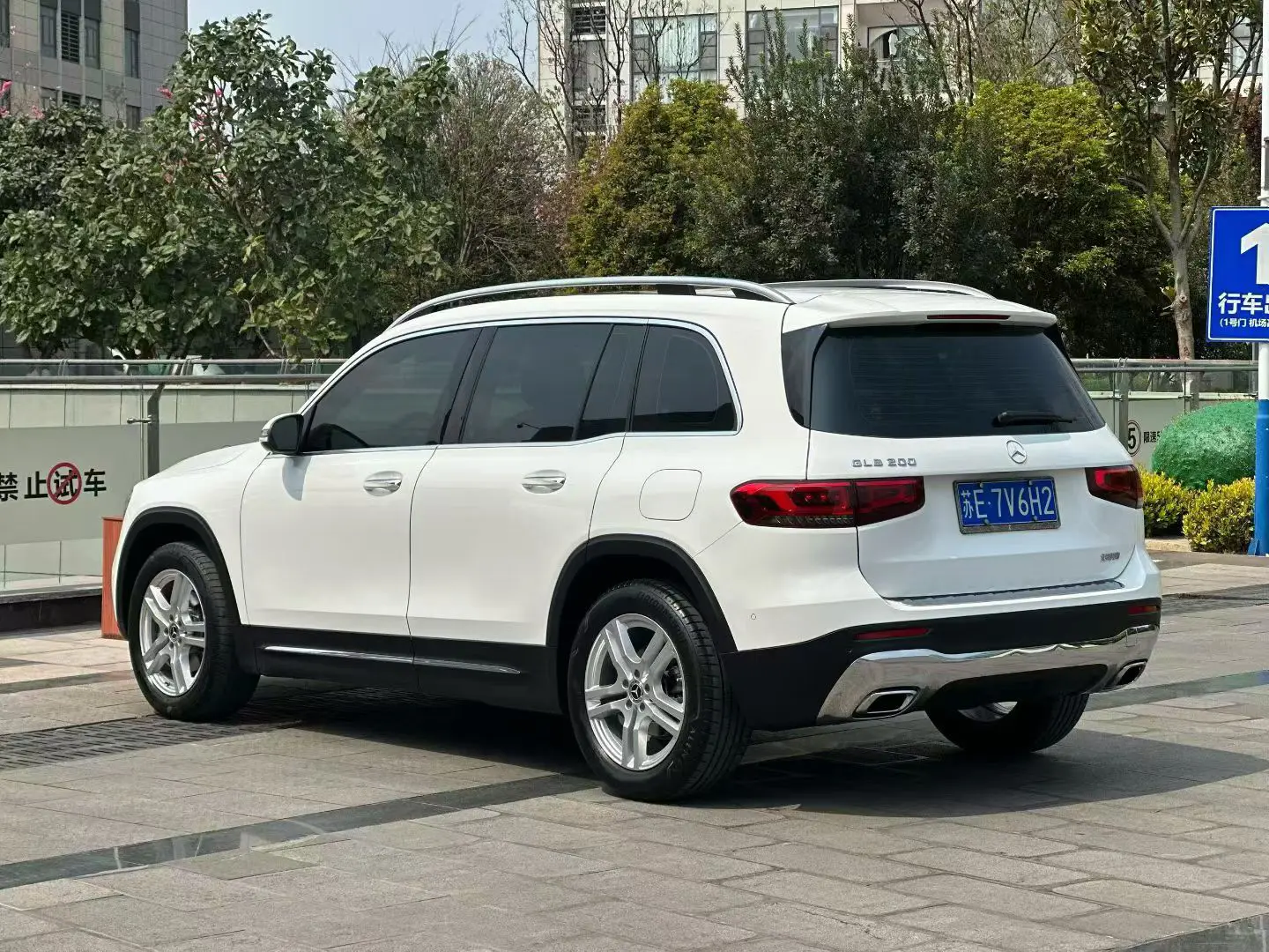 Mercedes-Benz GLB  из Китая