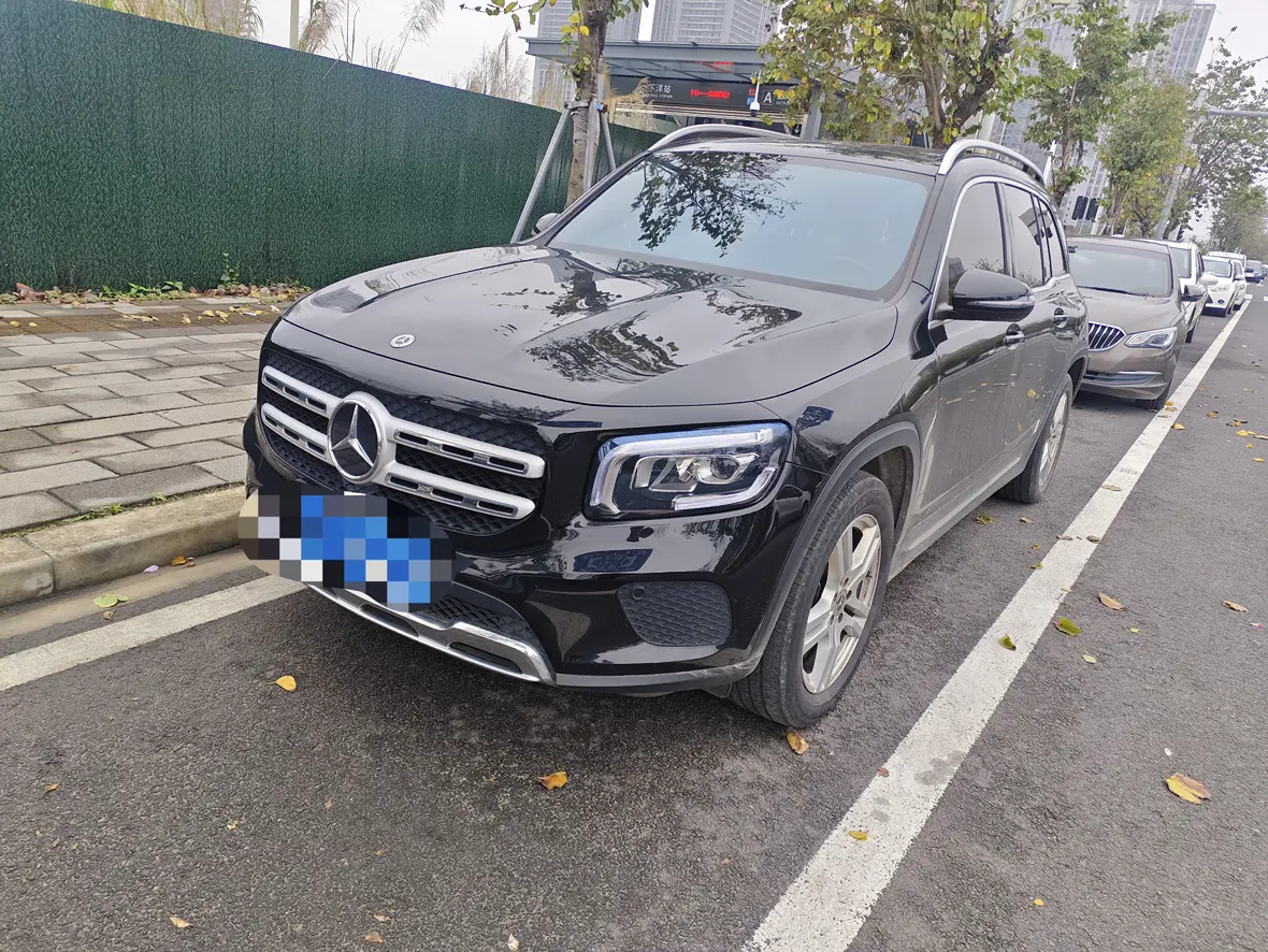 Mercedes-Benz GLB  из Китая