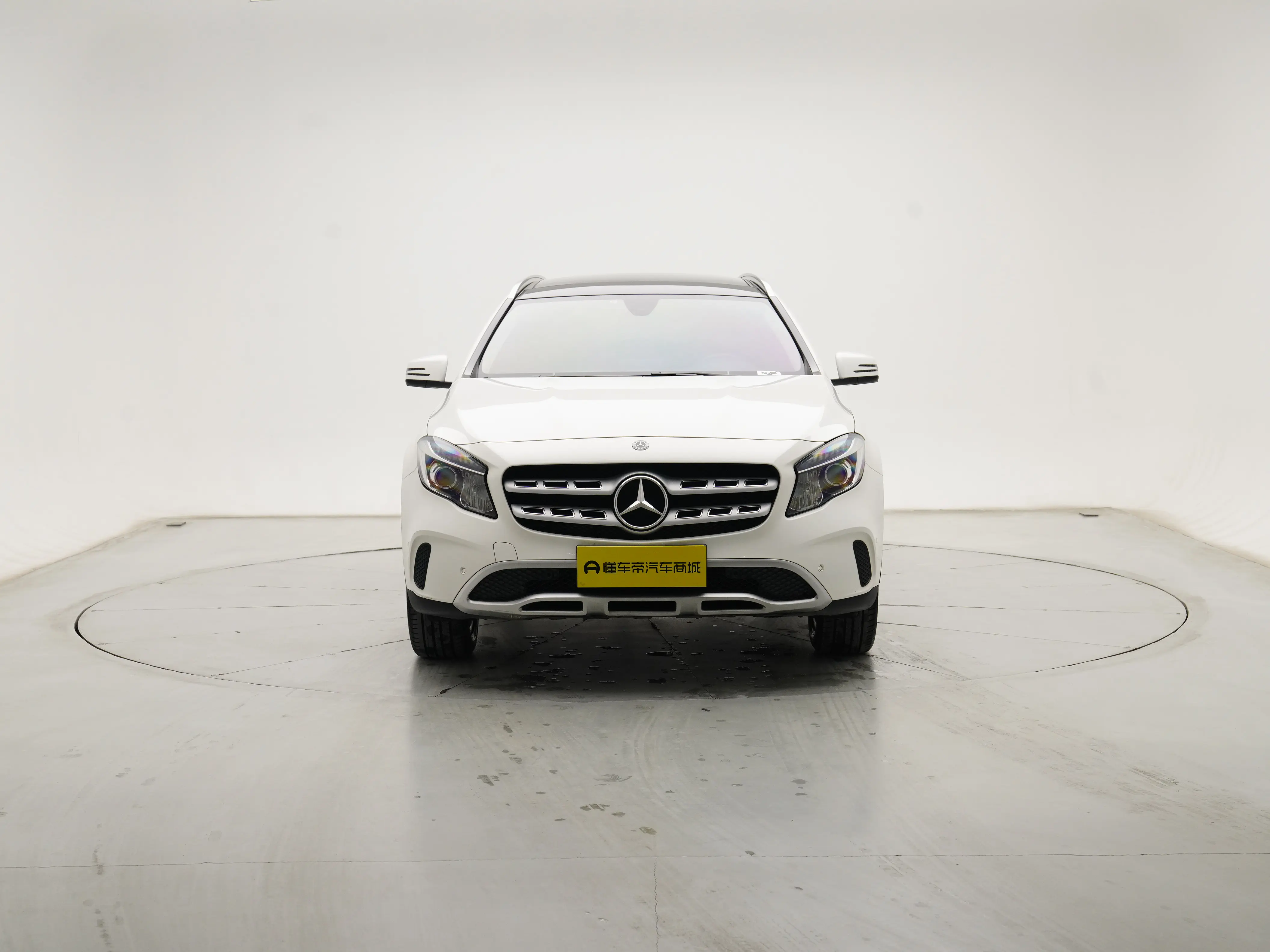 Mercedes-Benz GLA  из Китая