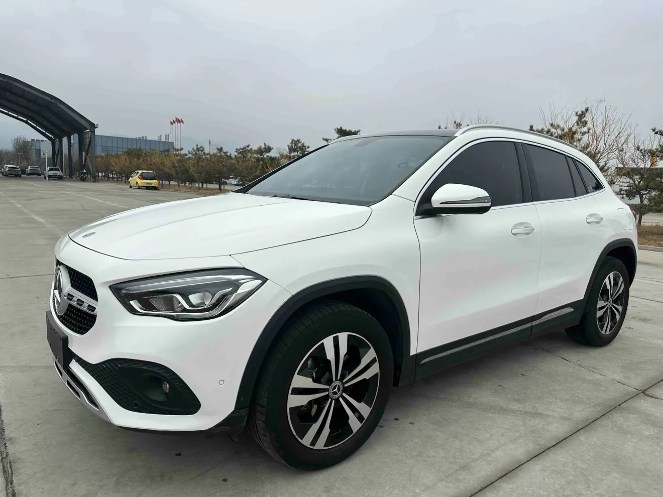 Mercedes-Benz GLA  из Китая