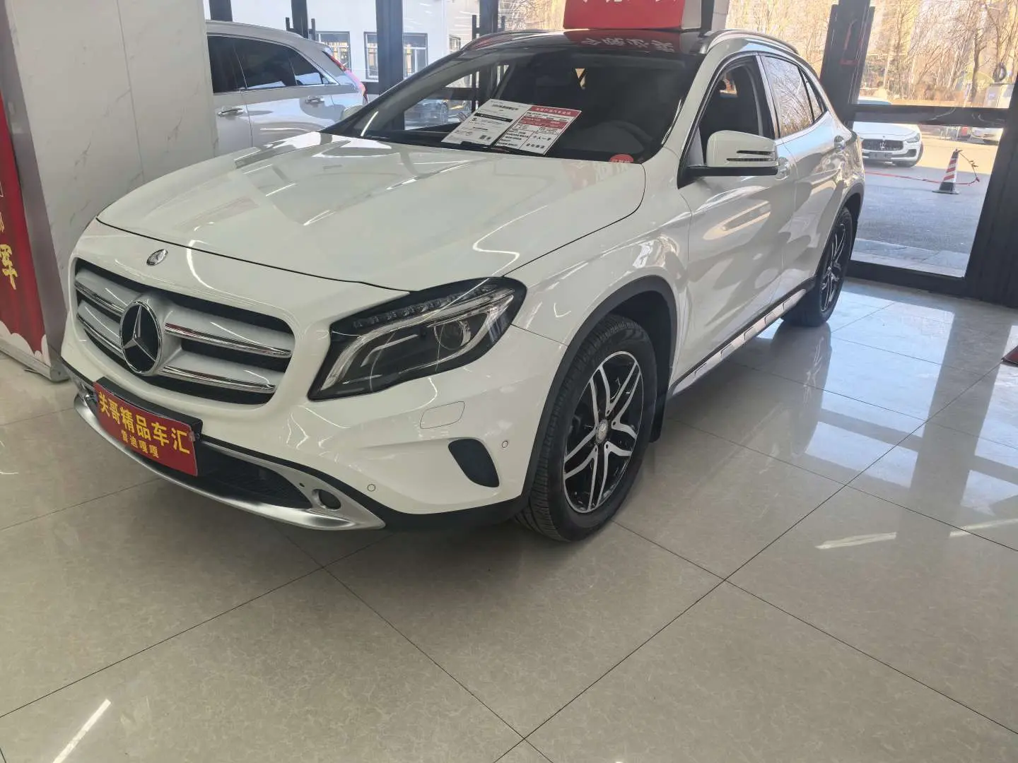 Mercedes-Benz GLA  из Китая