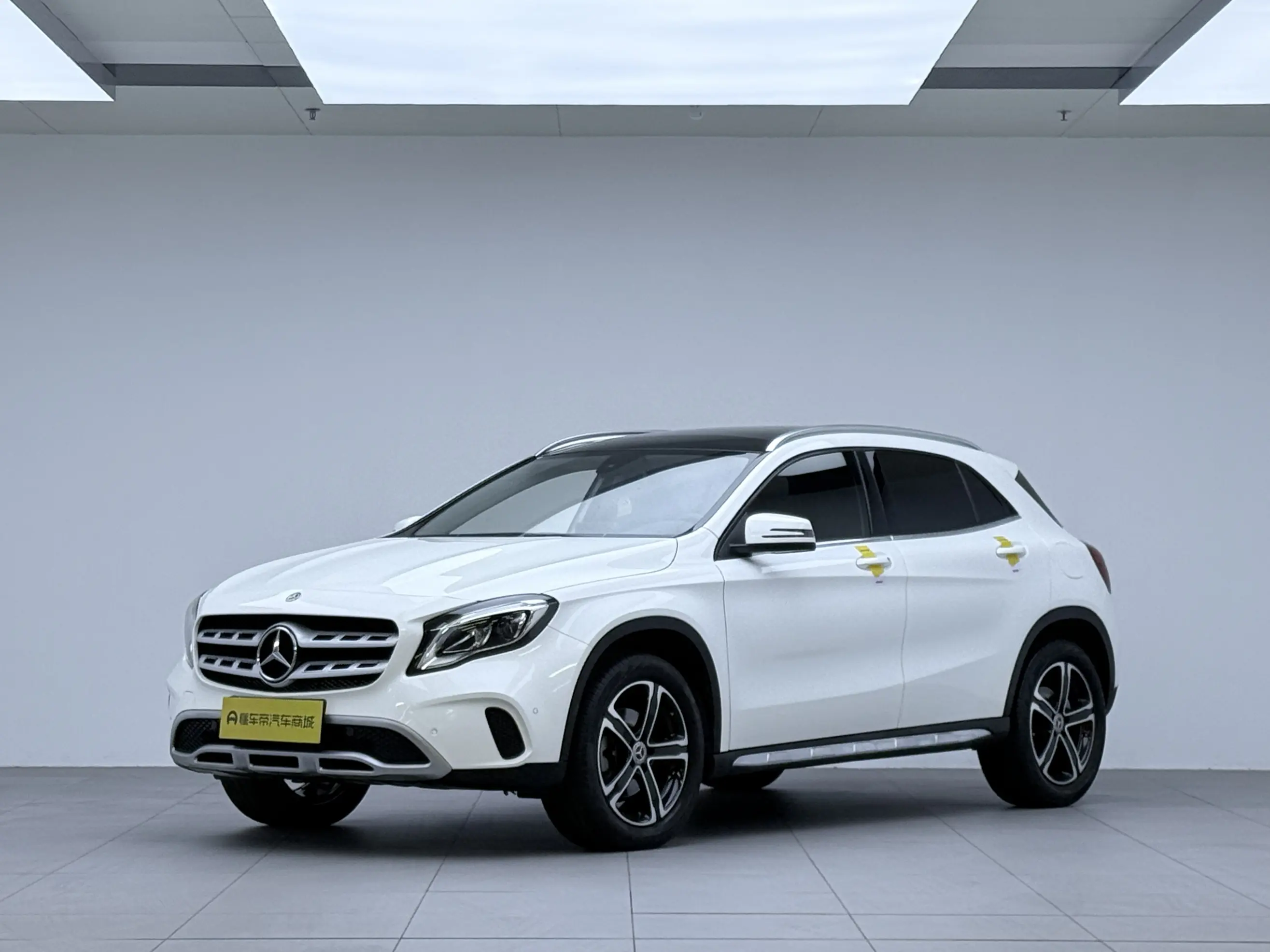 Mercedes-Benz GLA  из Китая