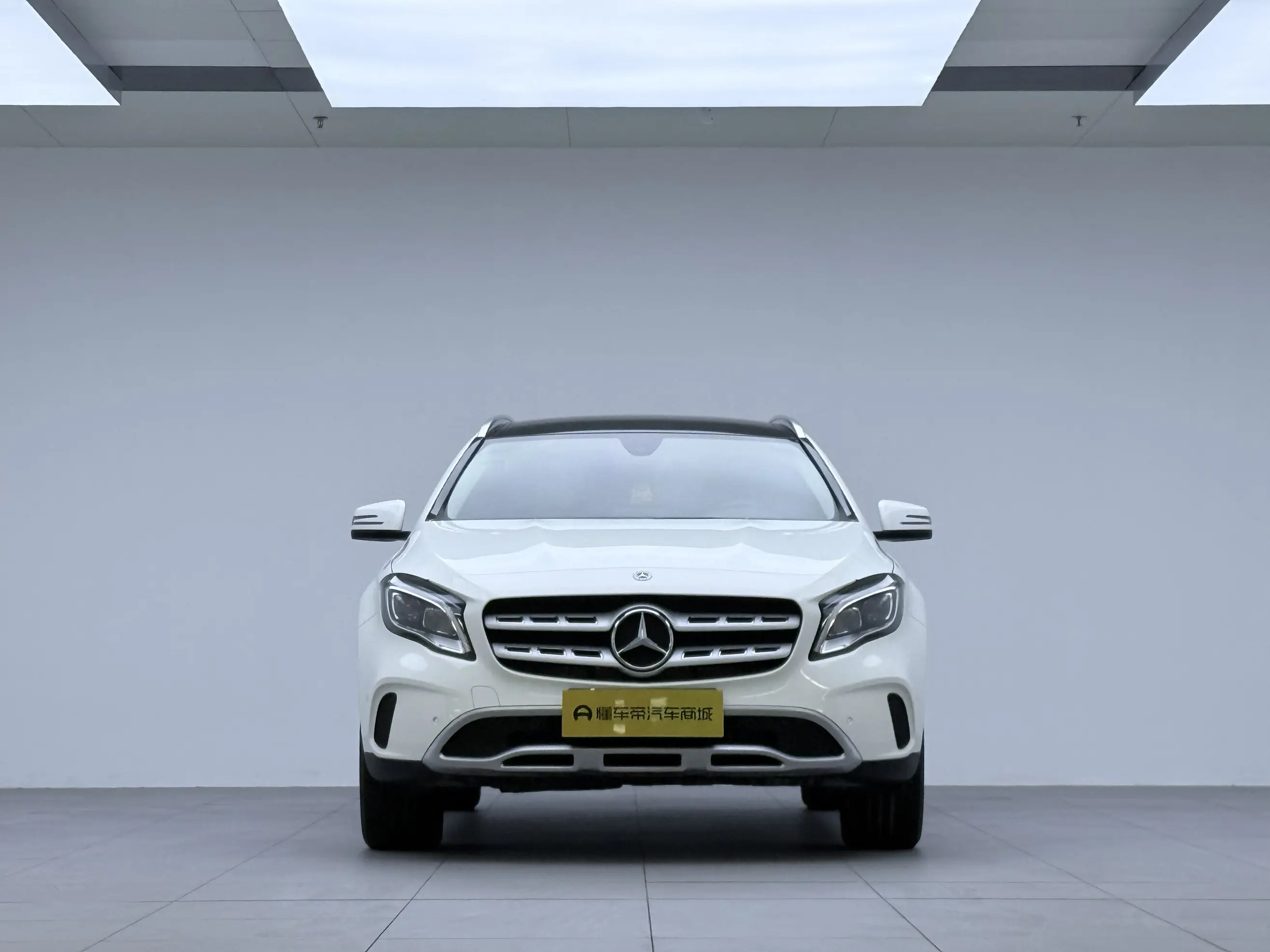 Mercedes-Benz GLA  из Китая