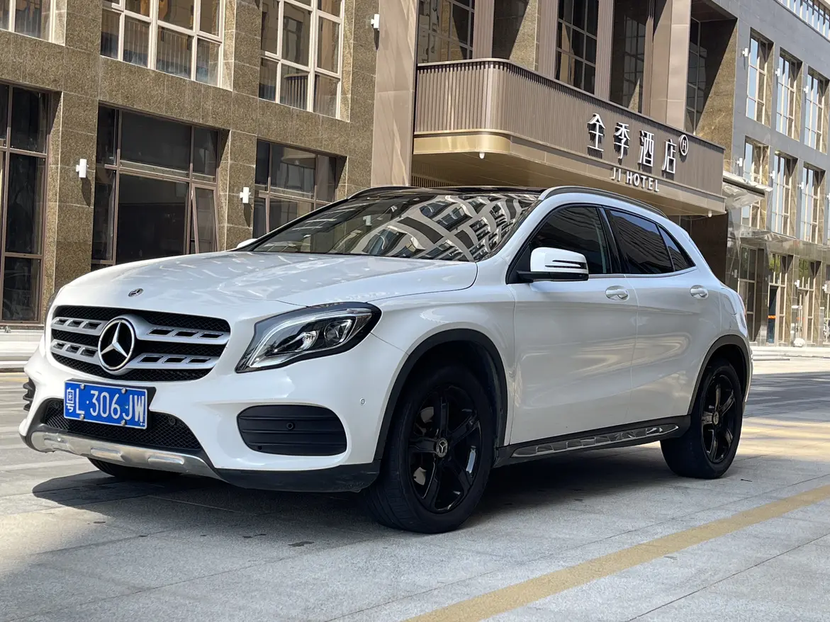 Mercedes-Benz GLA  из Китая