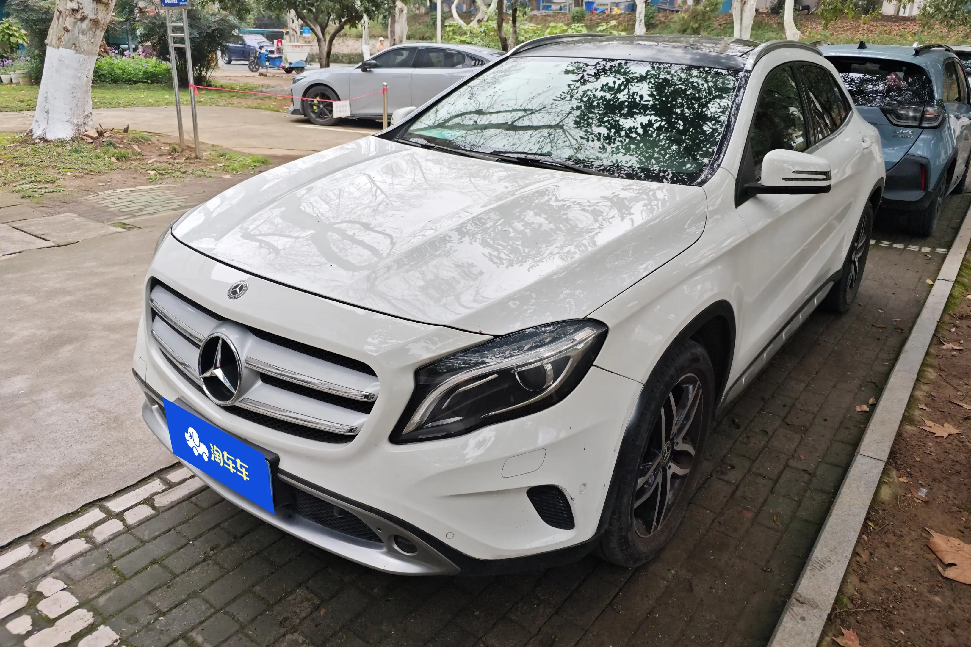Mercedes-Benz GLA  из Китая