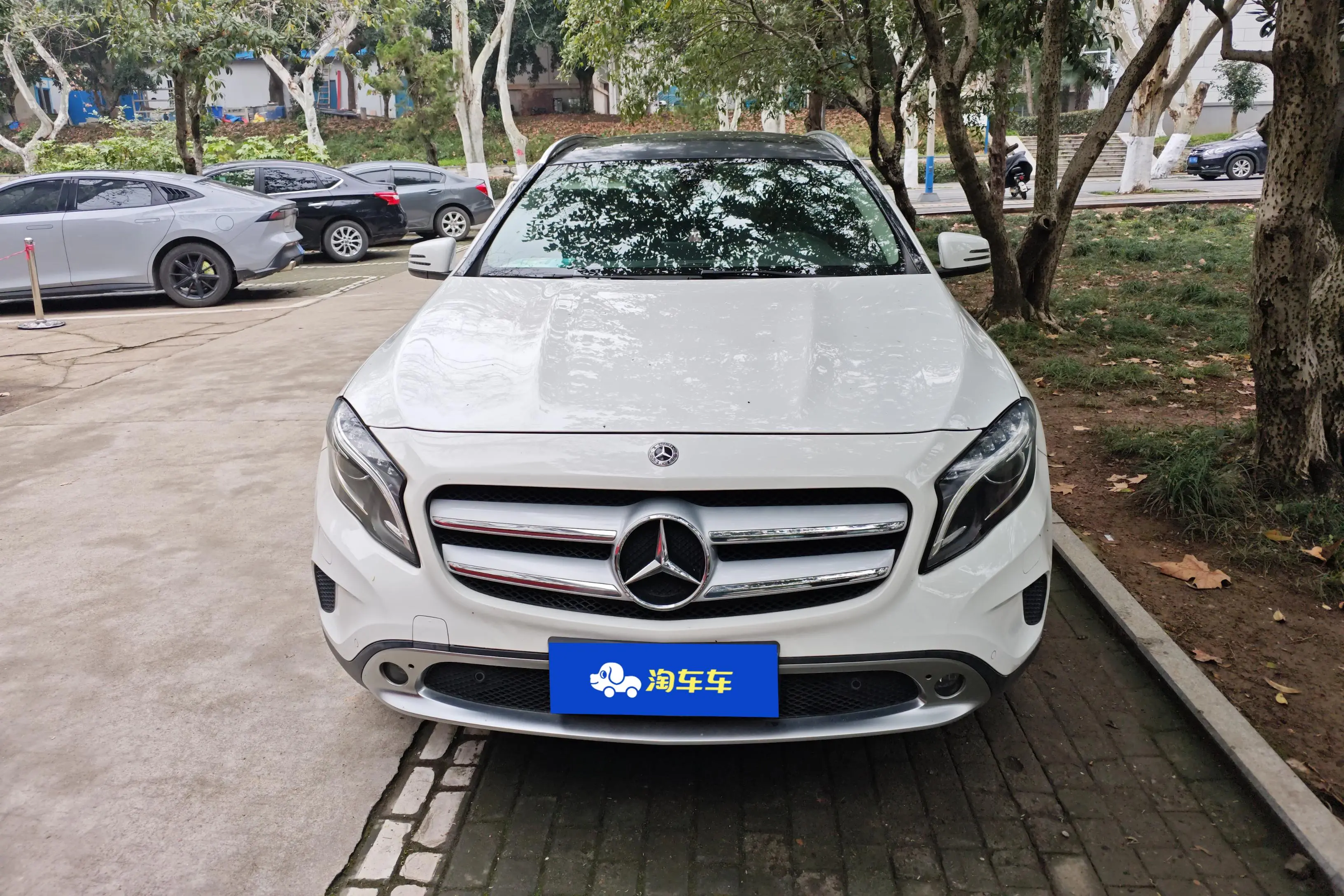 Mercedes-Benz GLA  из Китая