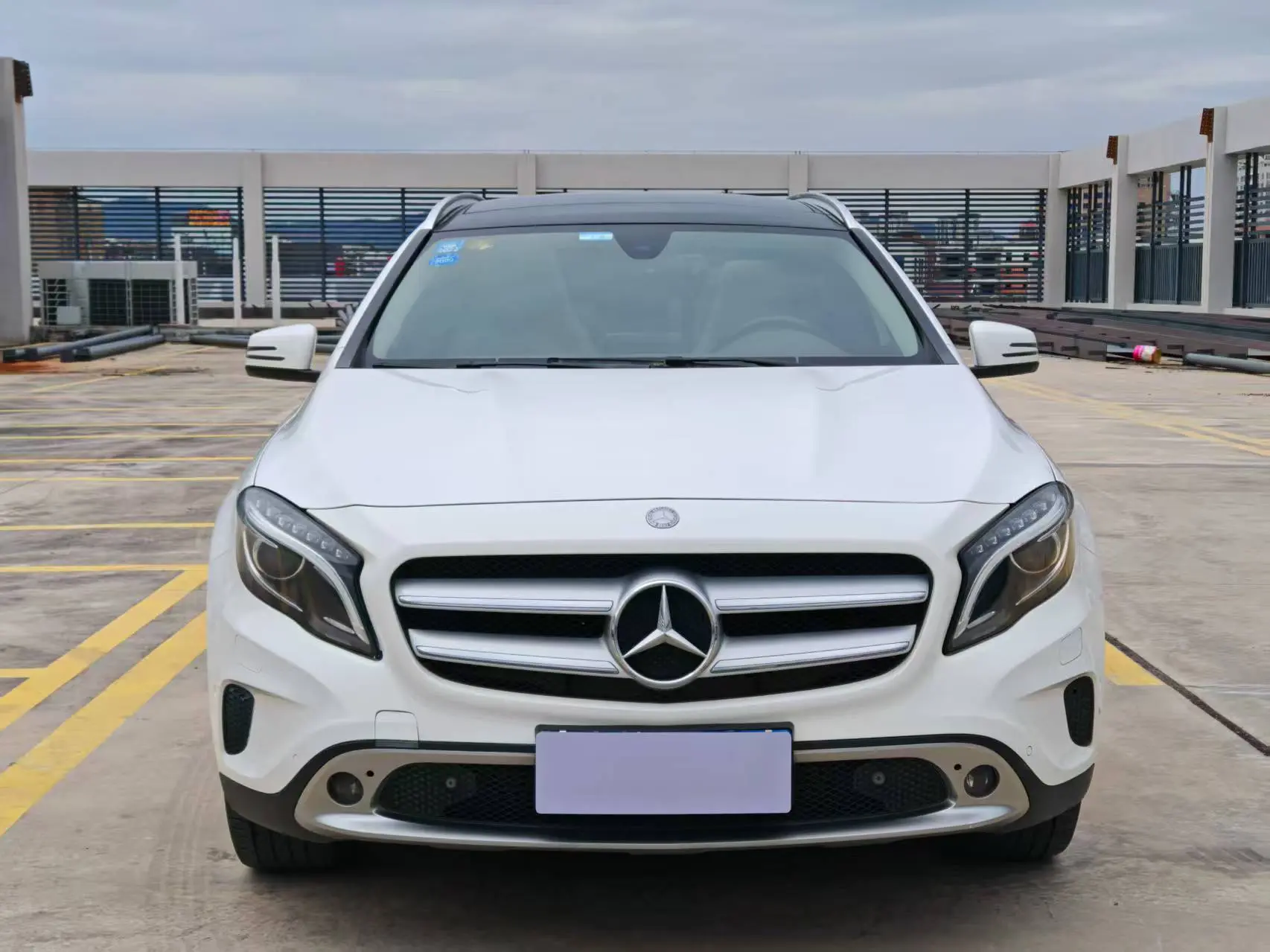 Mercedes-Benz GLA  из Китая