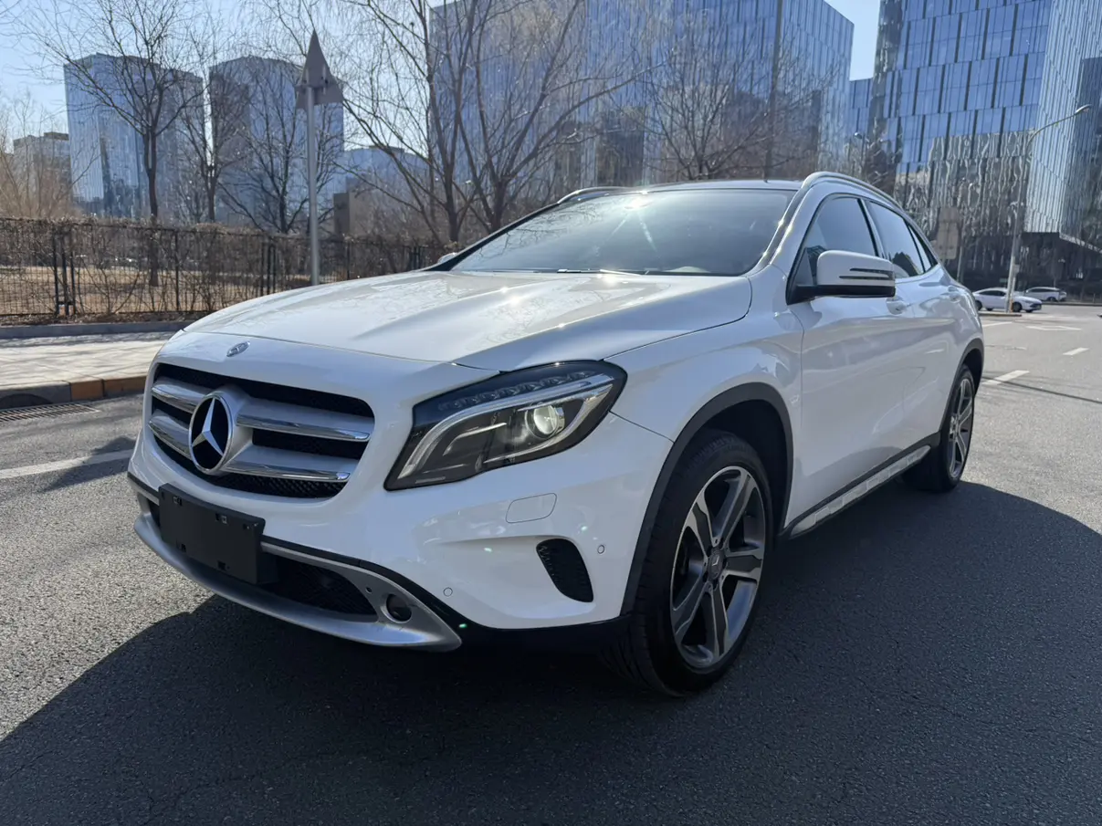 Mercedes-Benz GLA  из Китая
