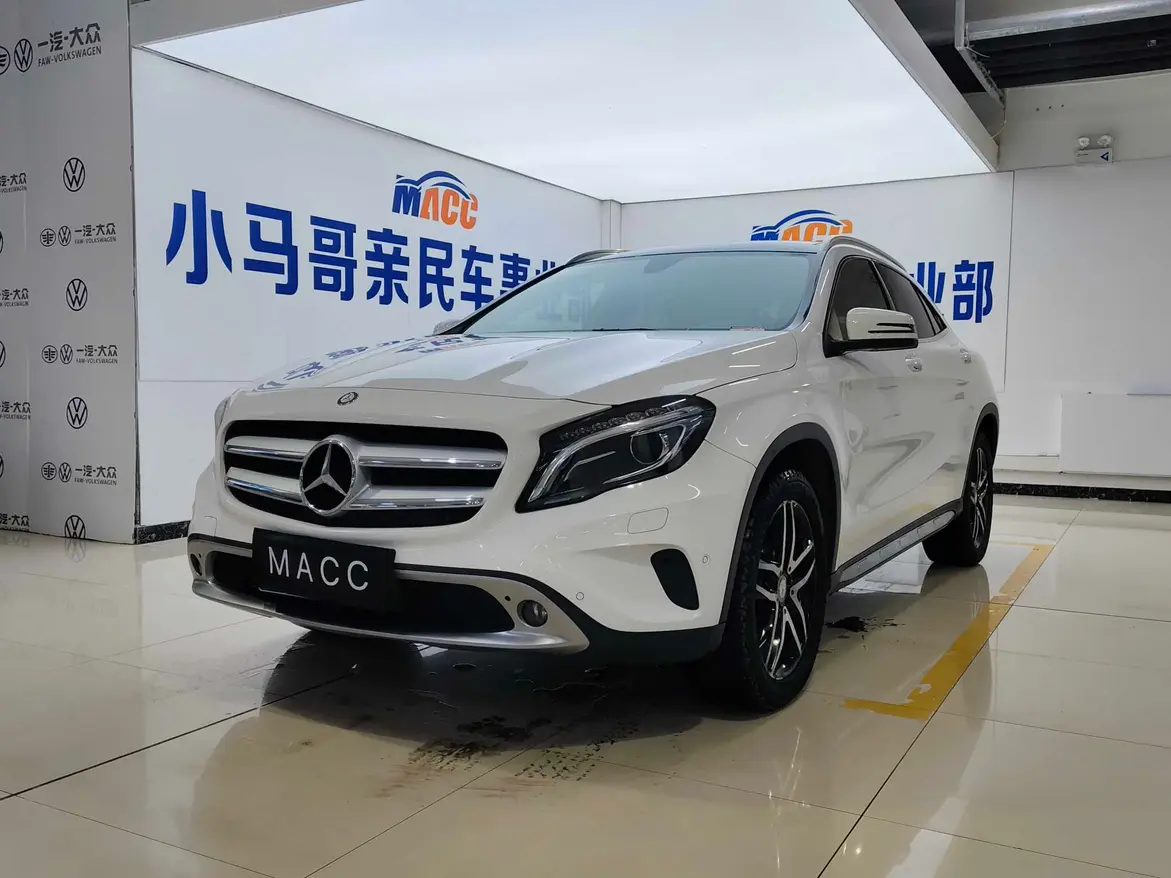 Mercedes-Benz GLA  из Китая